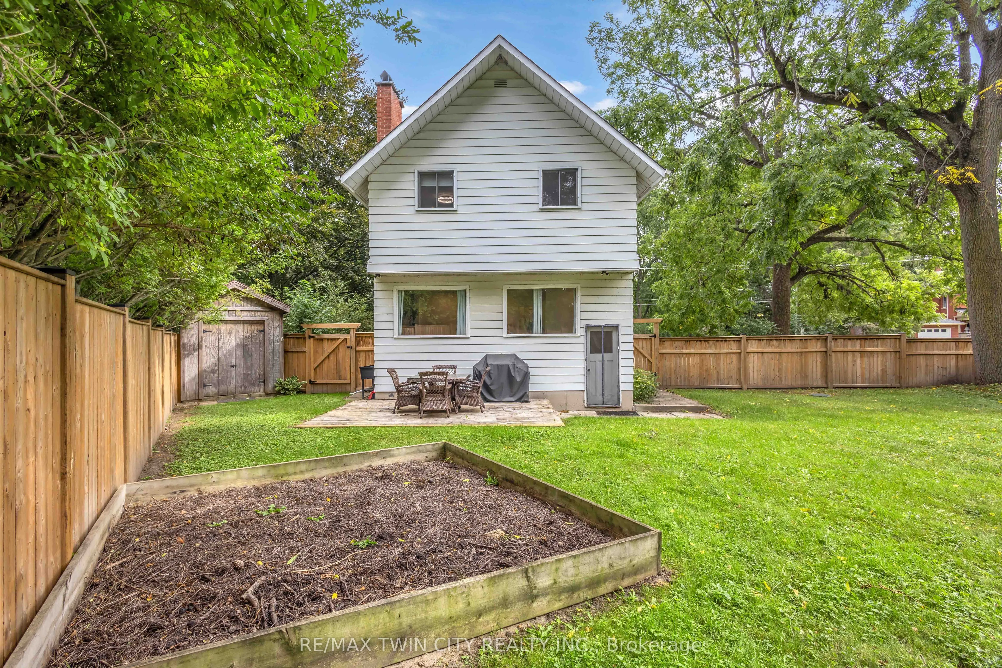 11 Tutela Heights Road
