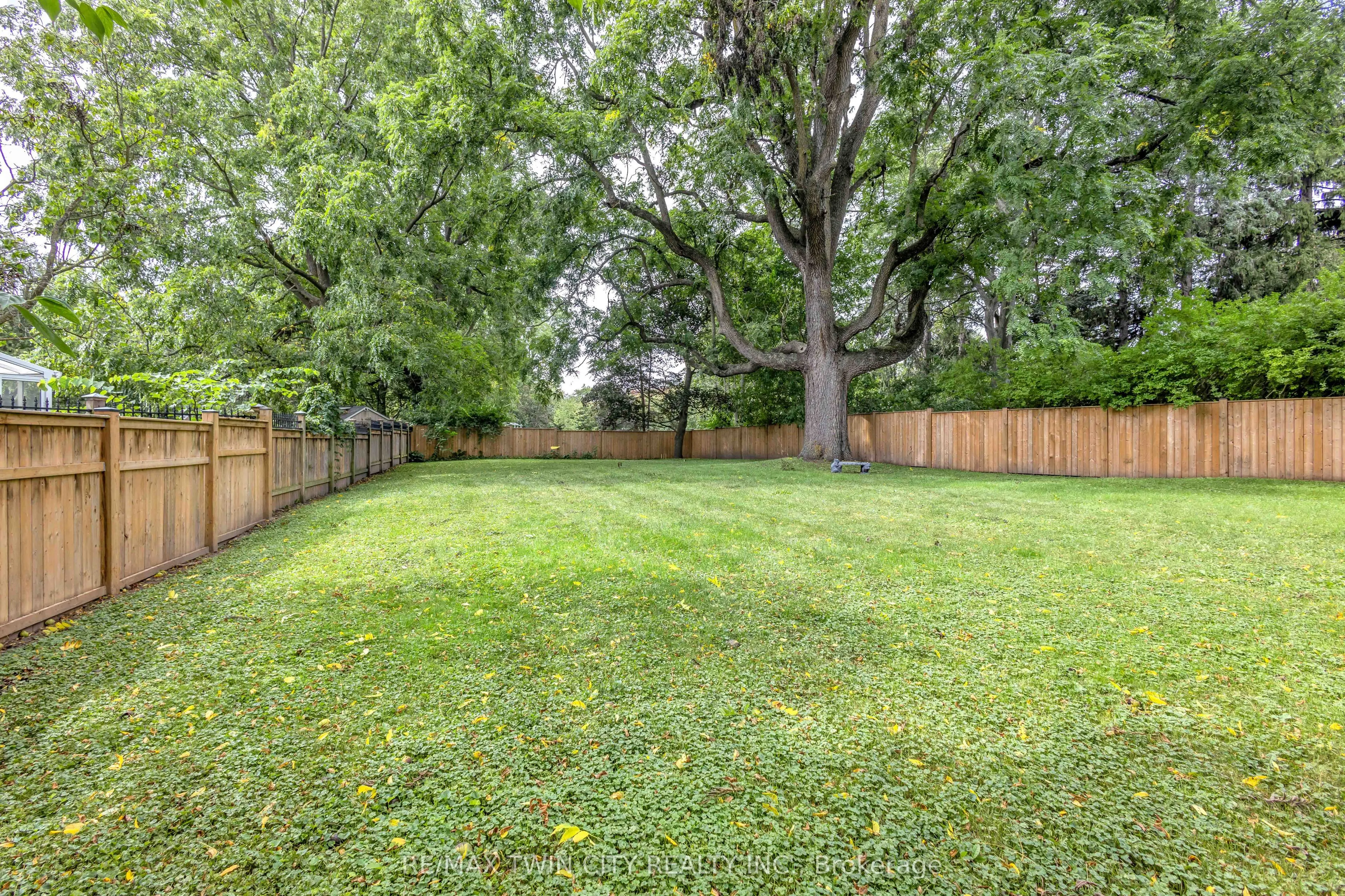 11 Tutela Heights Road