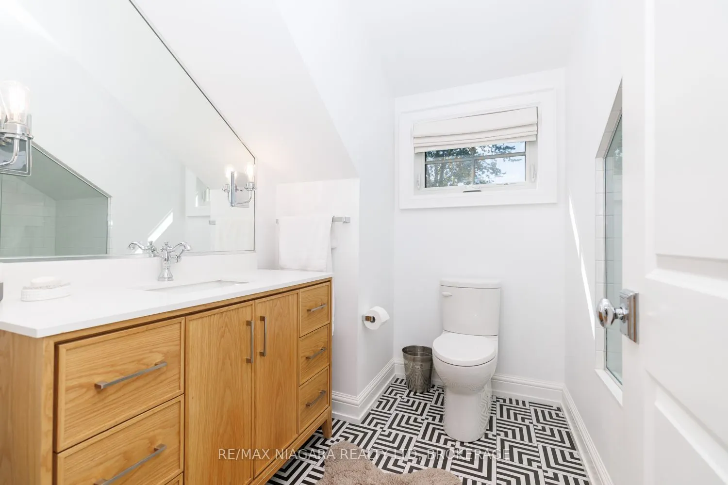 313 Beechwood Avenue W