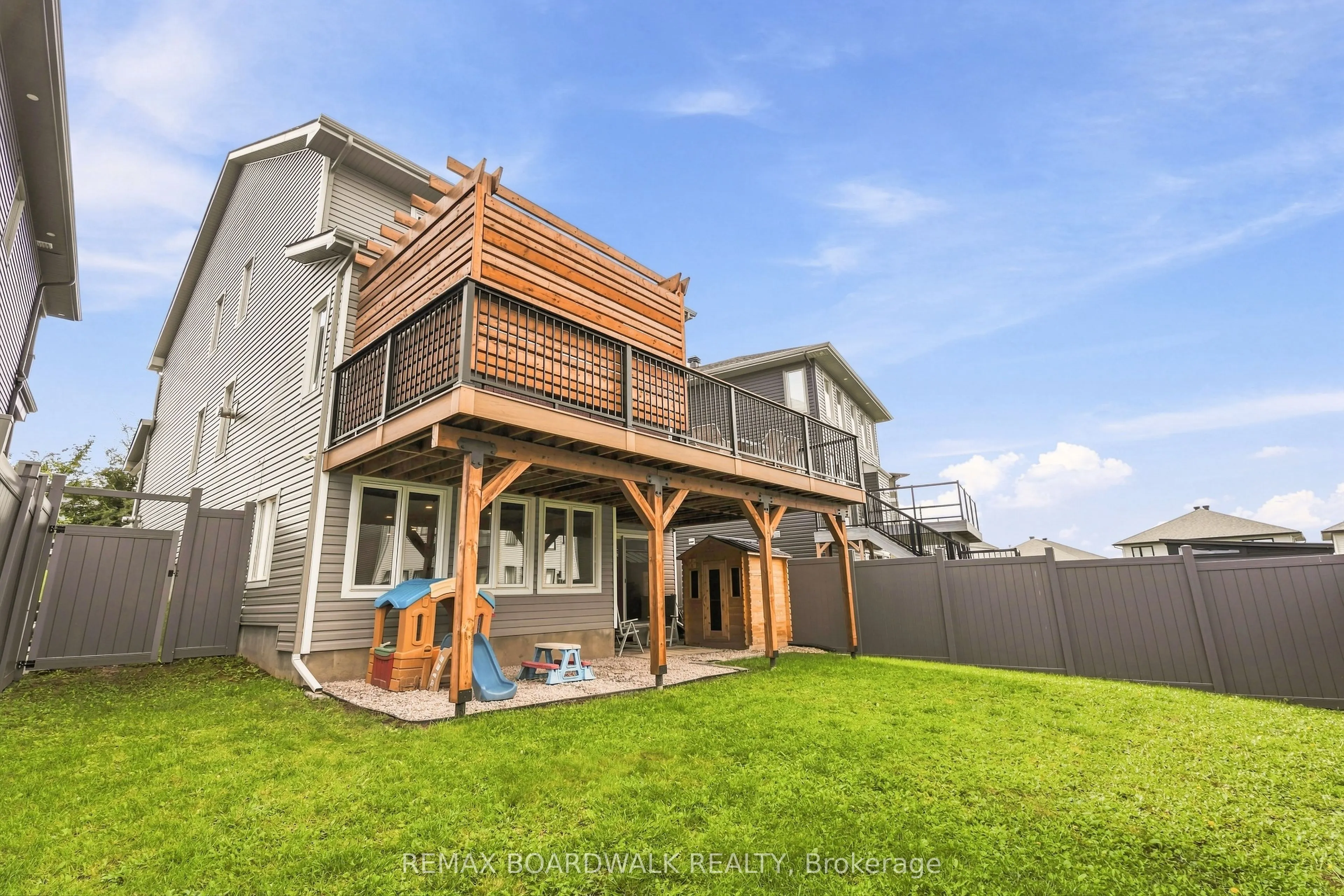 210 Pingwi Place