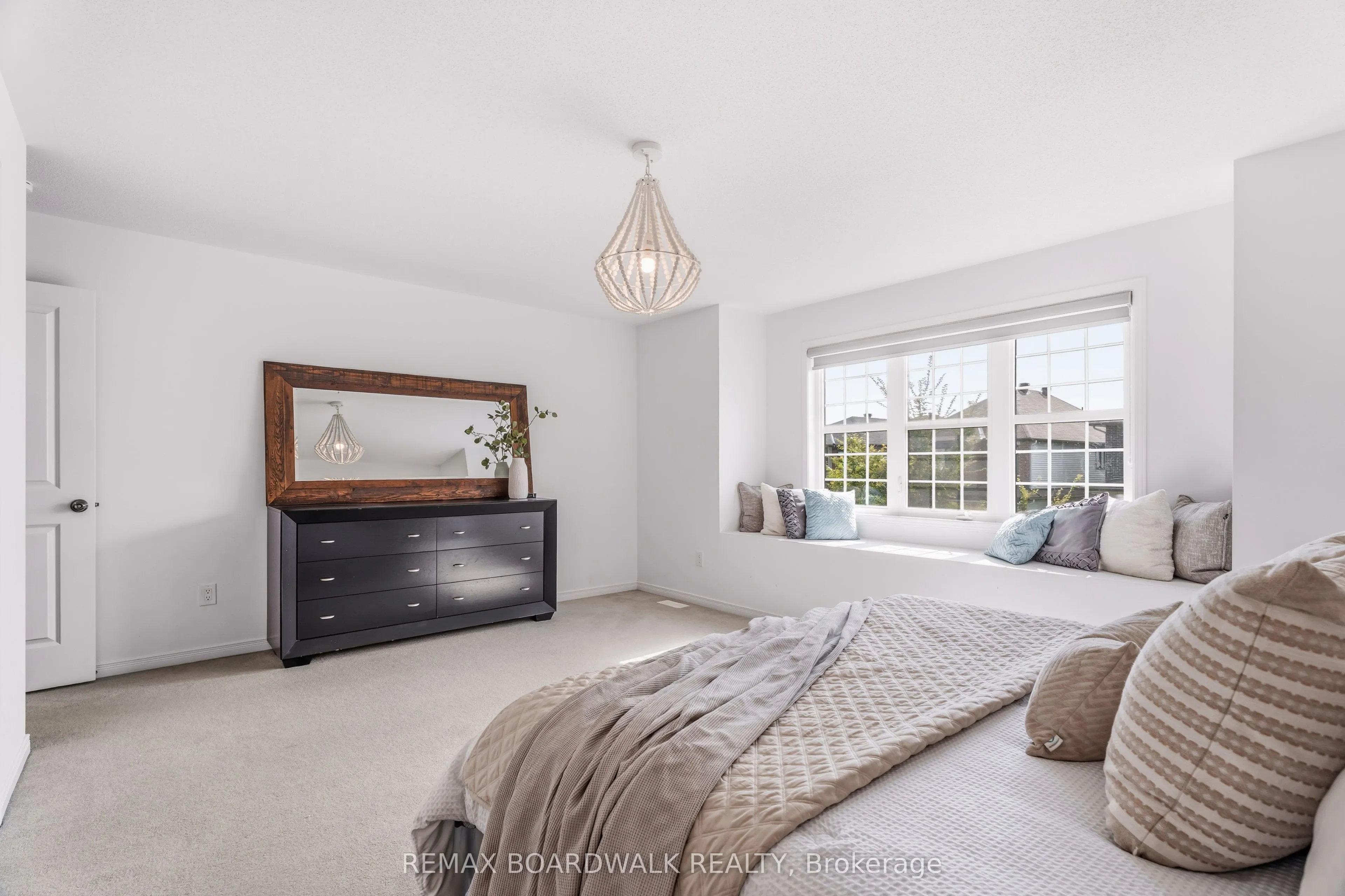 210 Pingwi Place