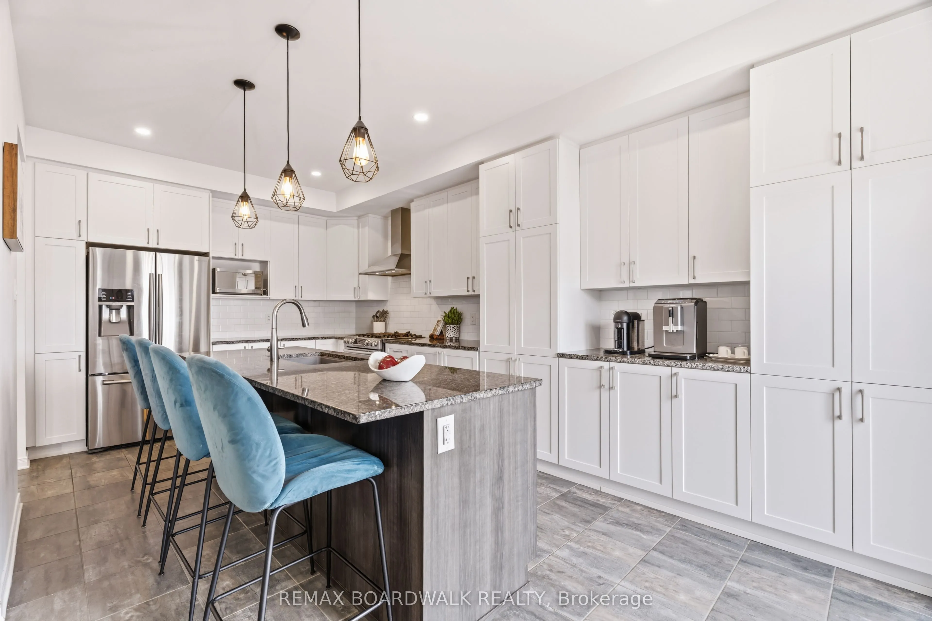 210 Pingwi Place