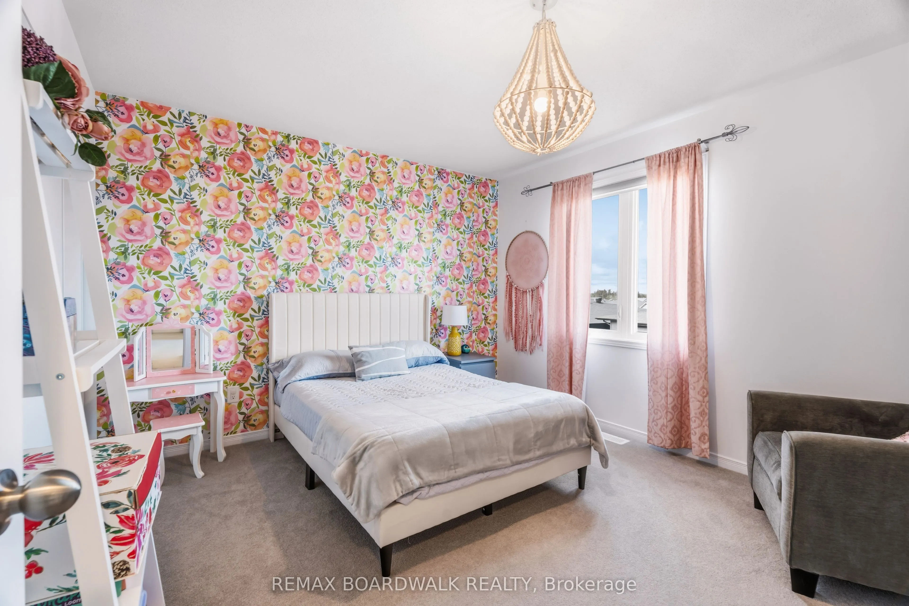 210 Pingwi Place