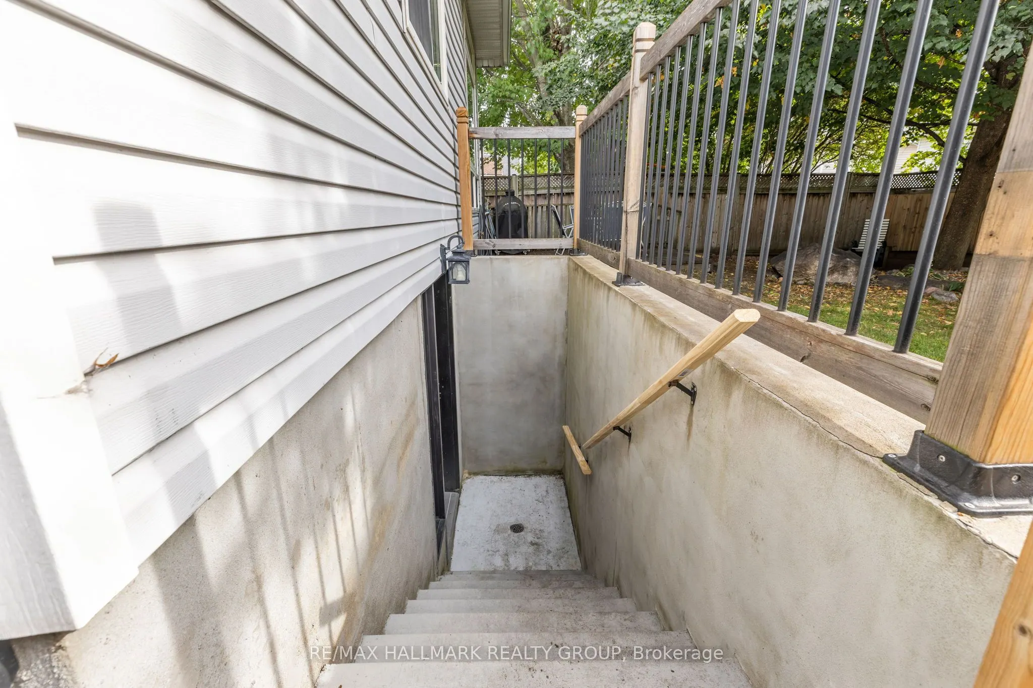 5 Rayburn Street