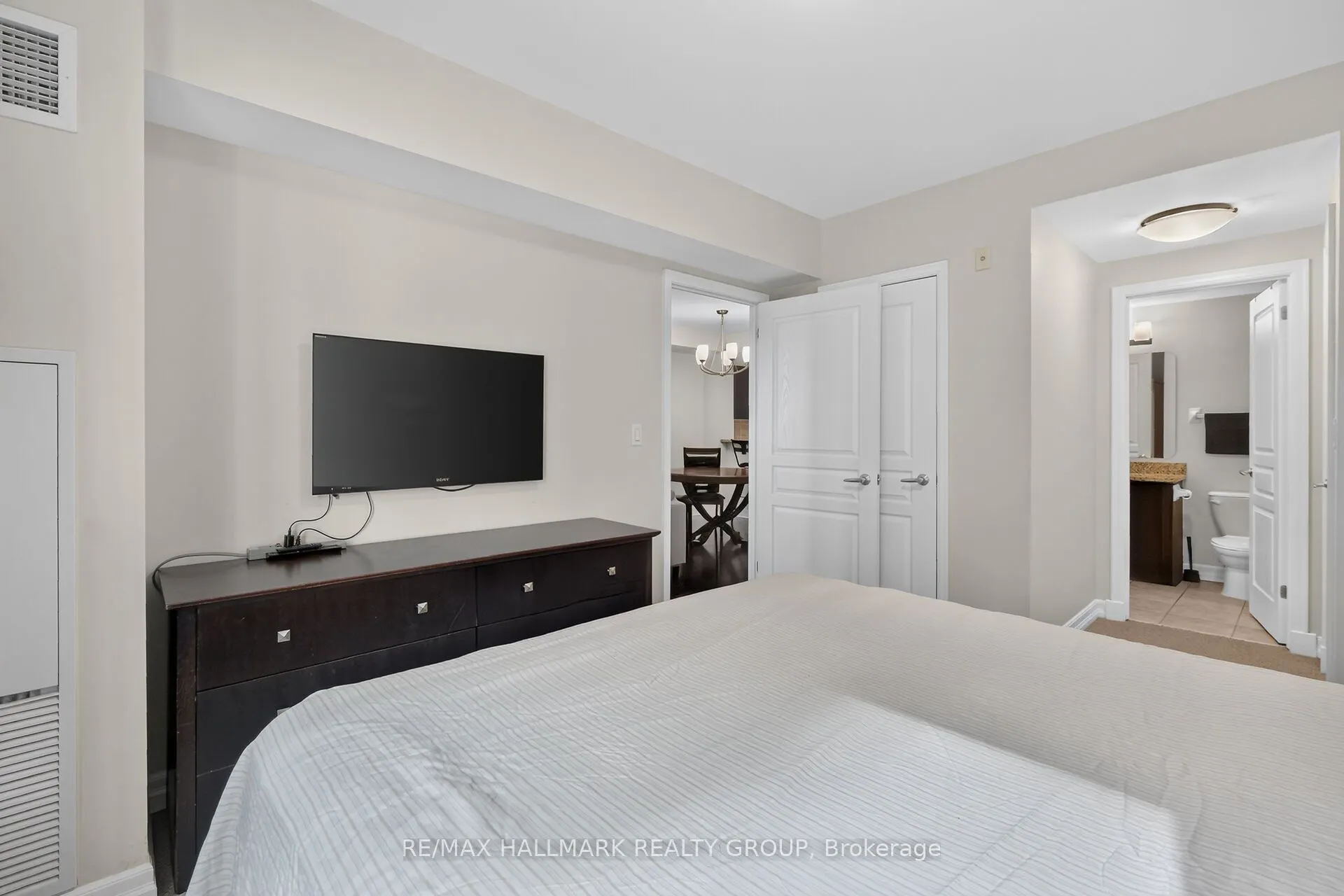 200 BESSERER Street #208