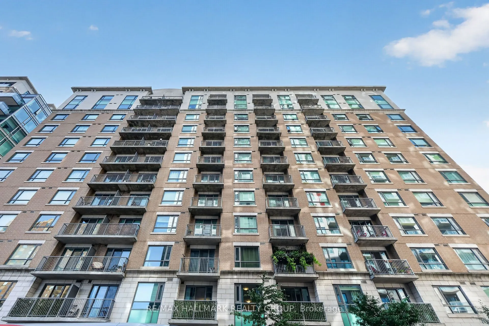 200 BESSERER Street #208