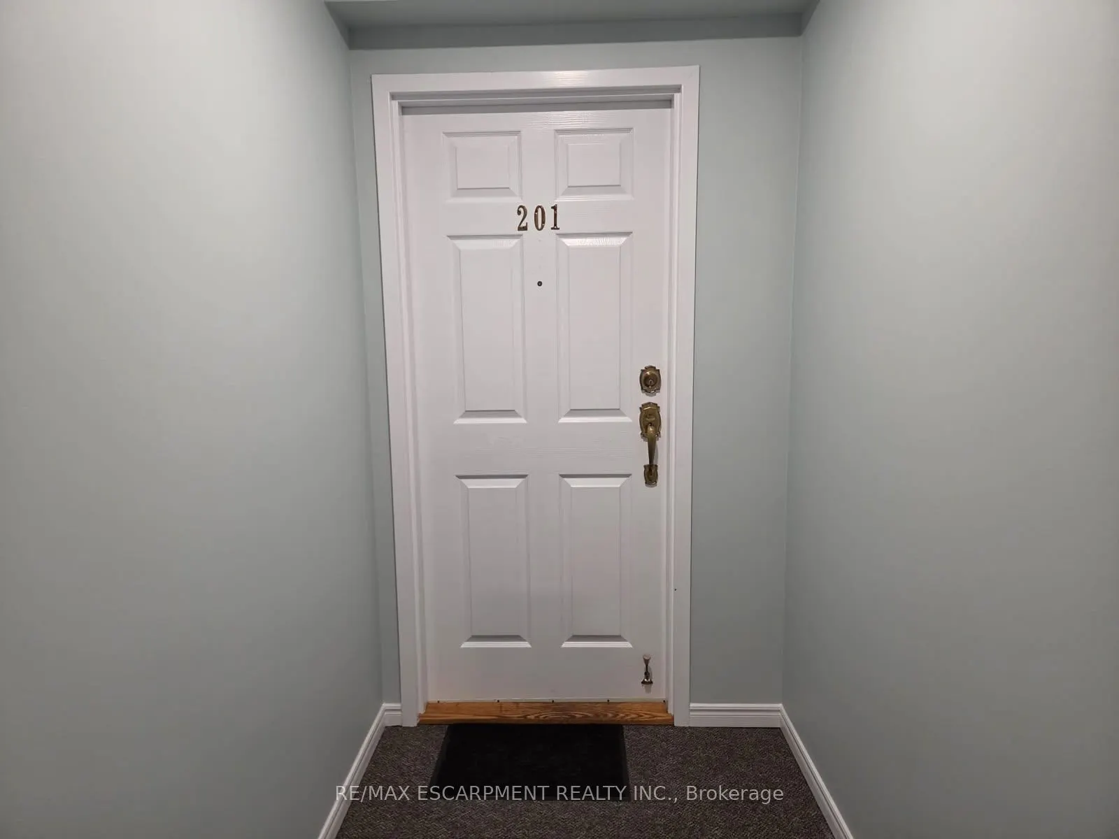 240 QUIGLEY Road #201