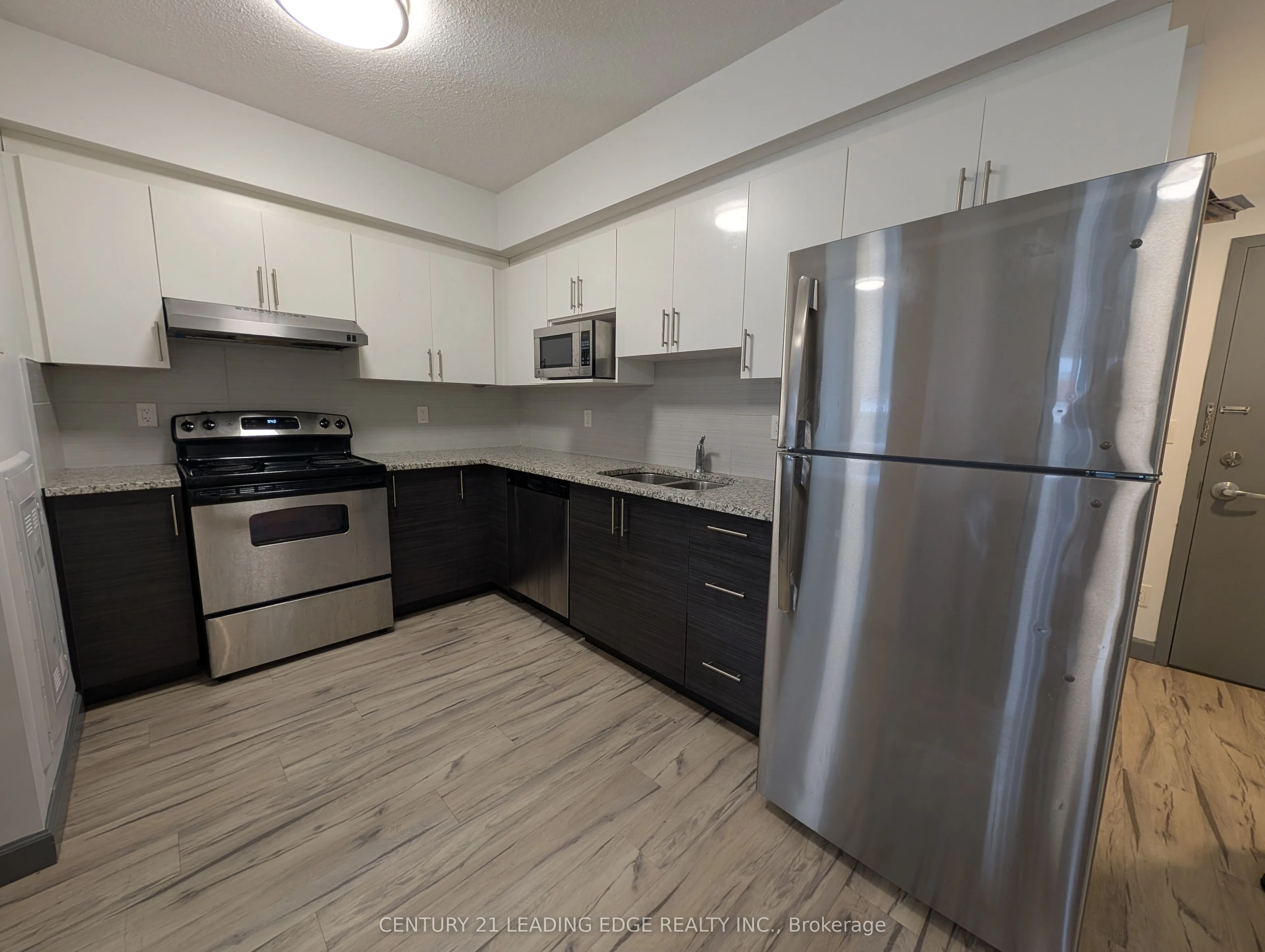 258A Sunview Street E #1718
