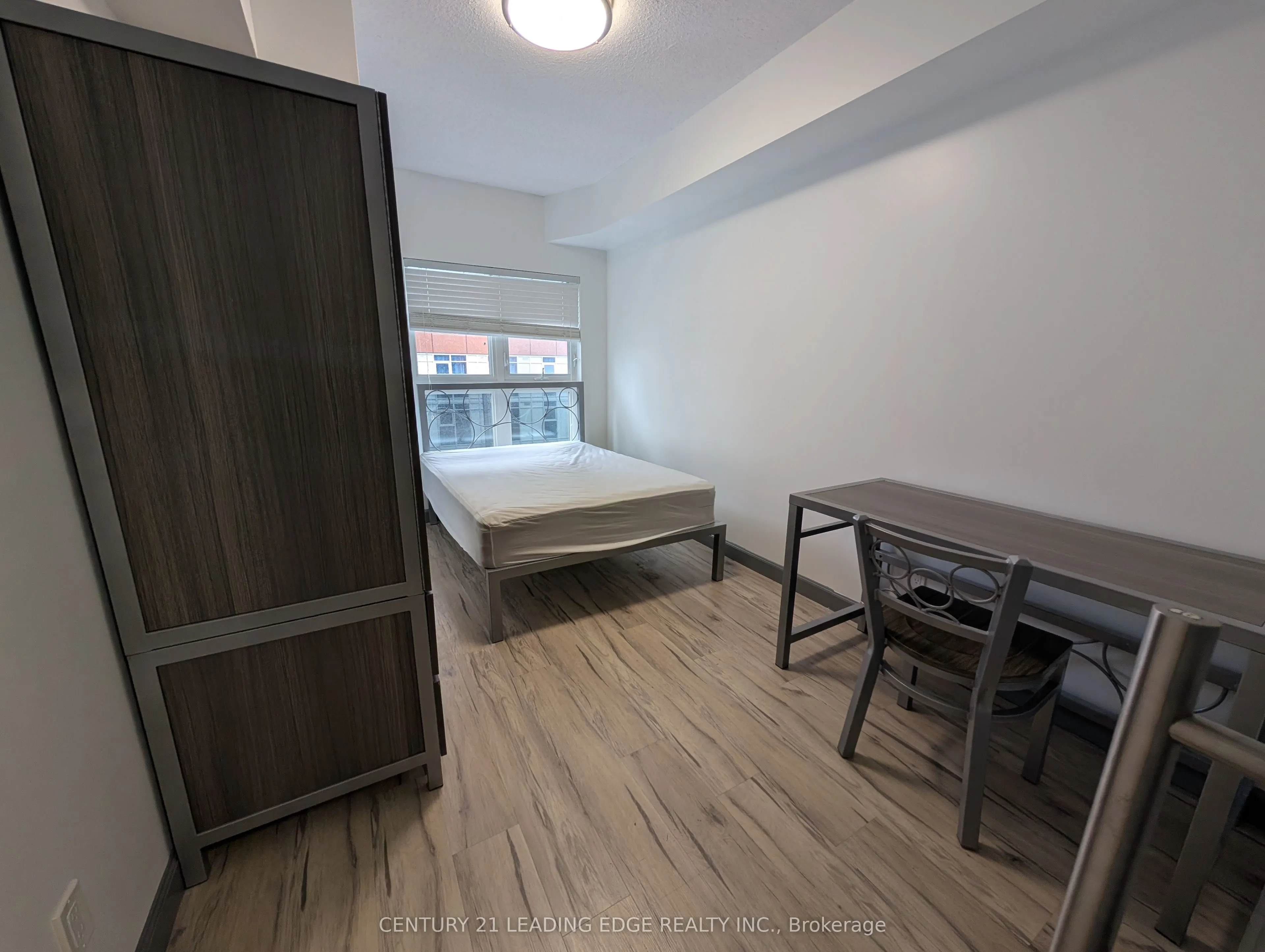 258A Sunview Street E #1718