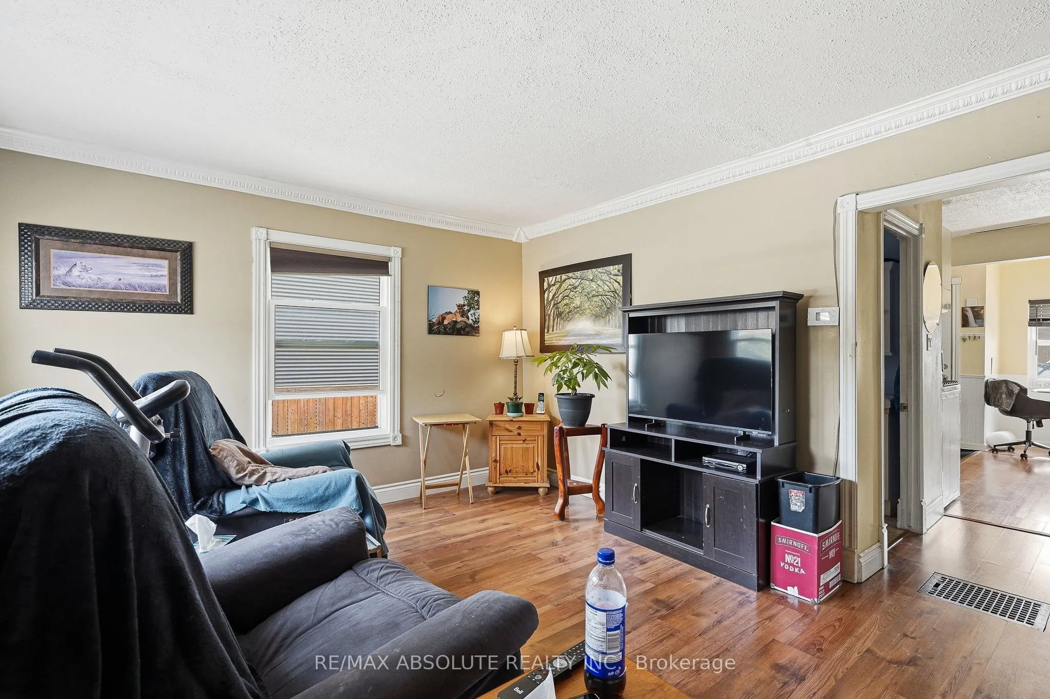92 Jolliet Avenue