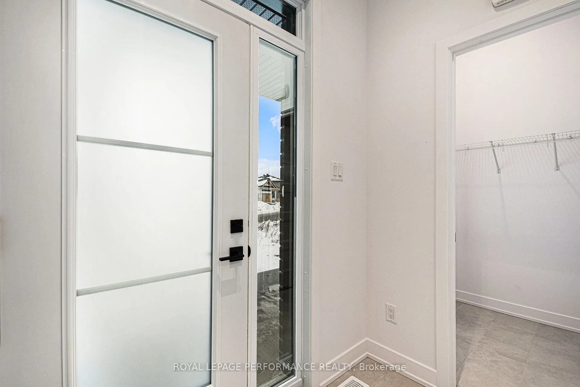 94 RUTILE Street