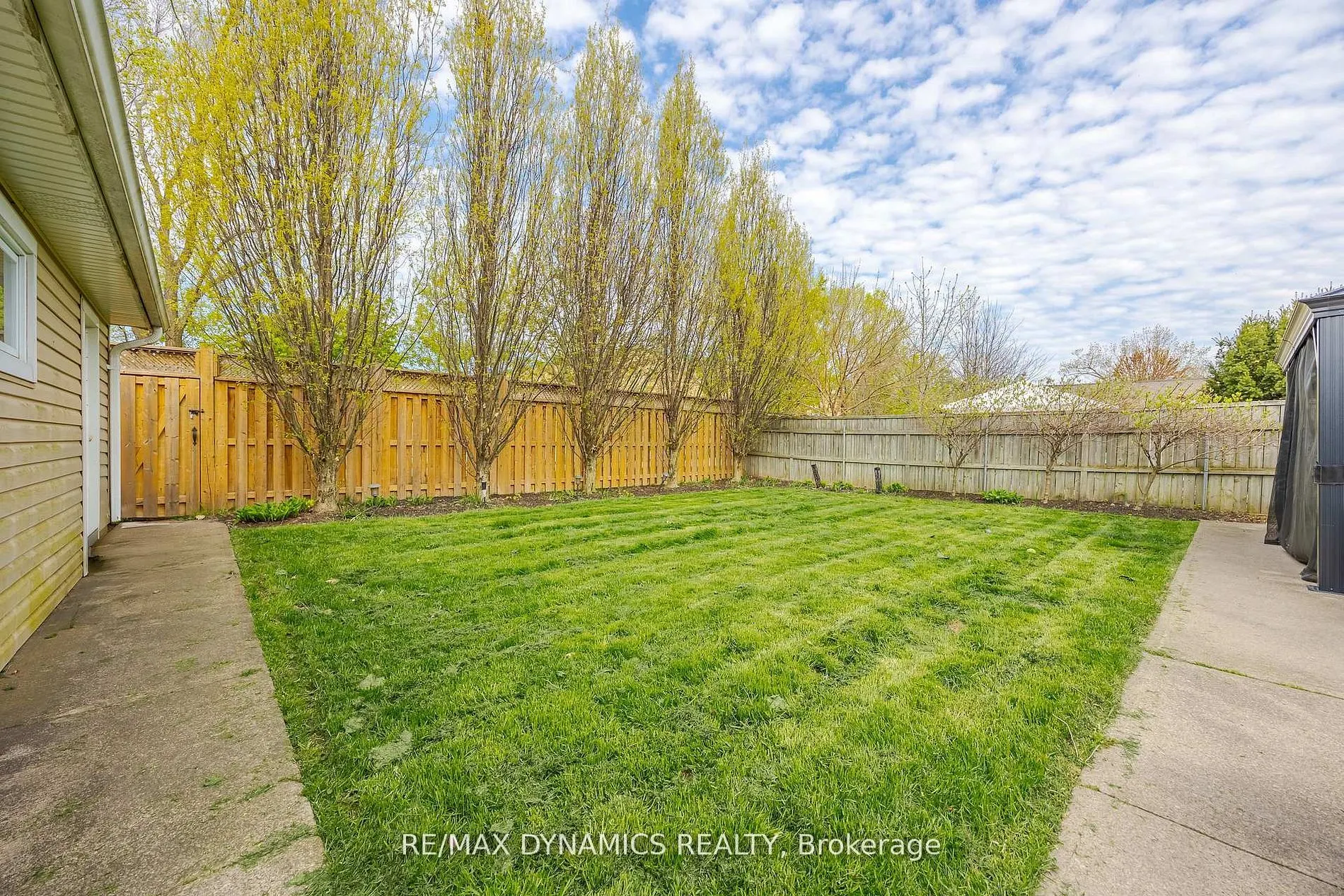 87 Rochelle Drive