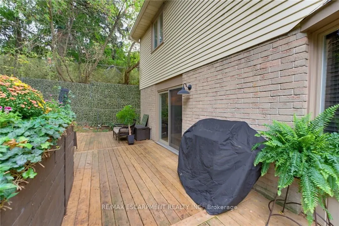 28 Seymour Drive