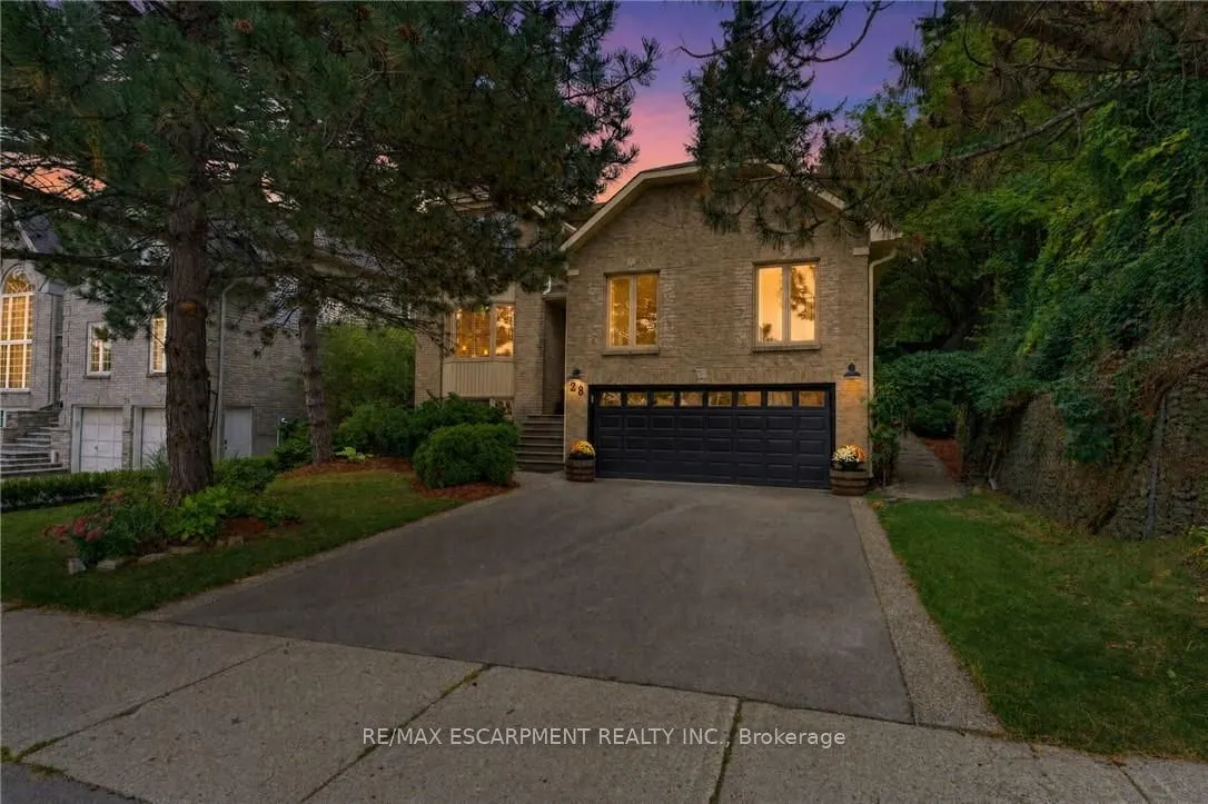 28 Seymour Drive