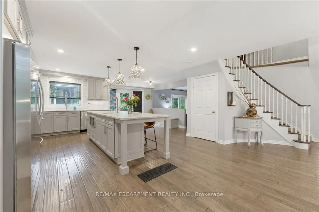 28 Seymour Drive