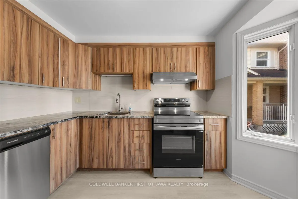 2F CASTLEBROOK Lane #12