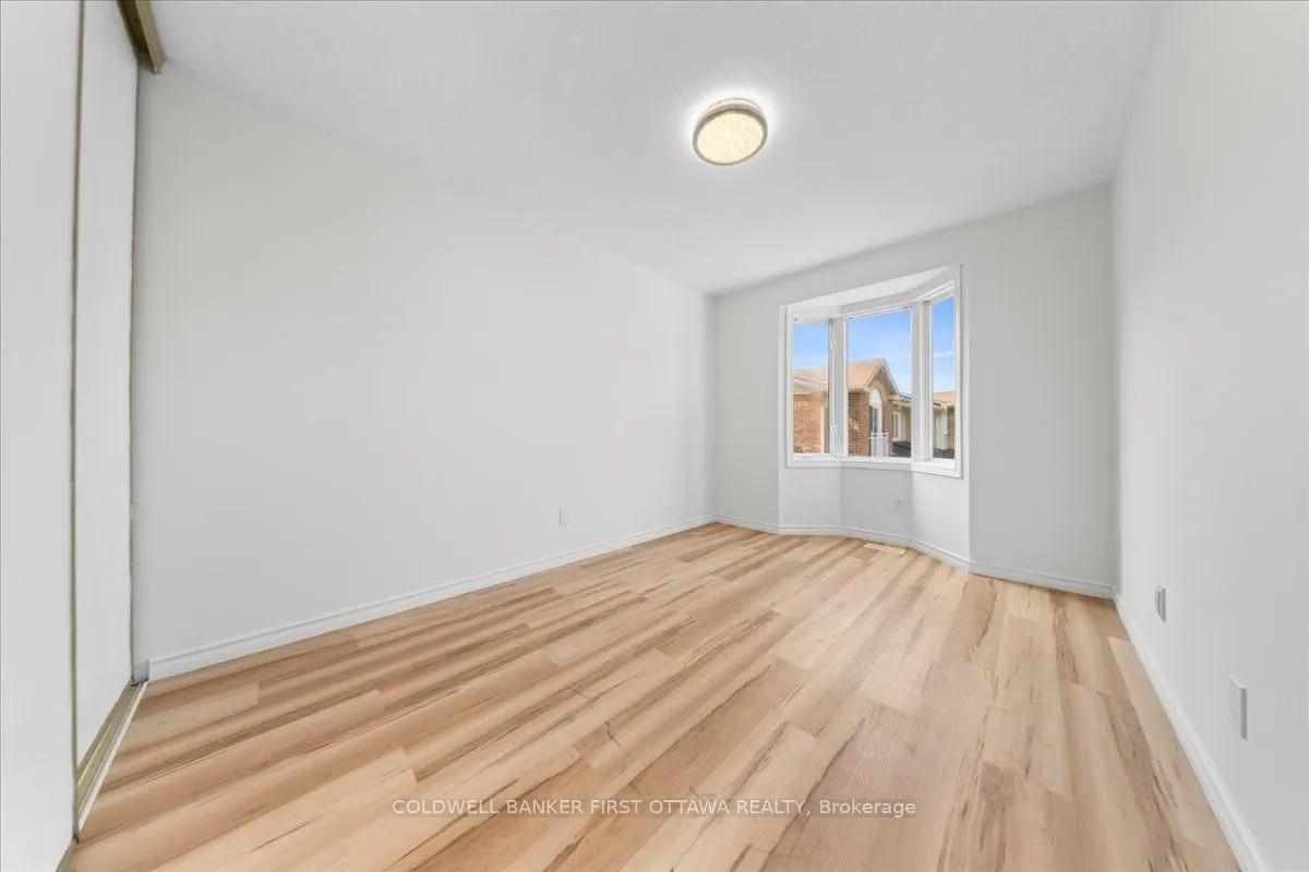 2F CASTLEBROOK Lane #12