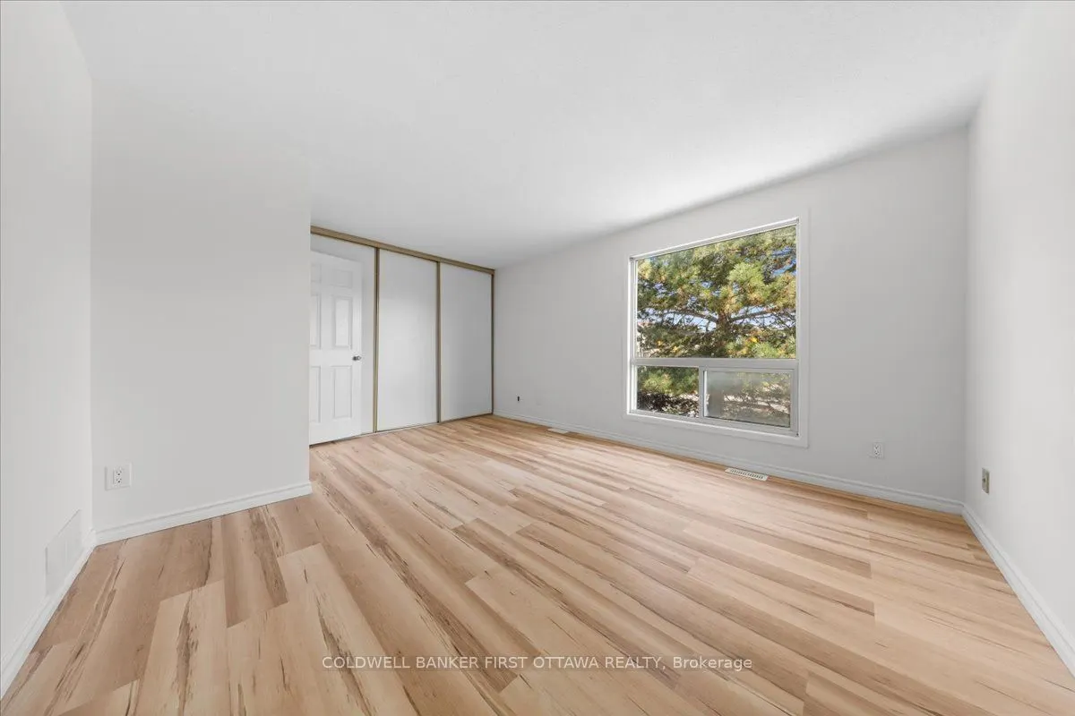 2F CASTLEBROOK Lane #12