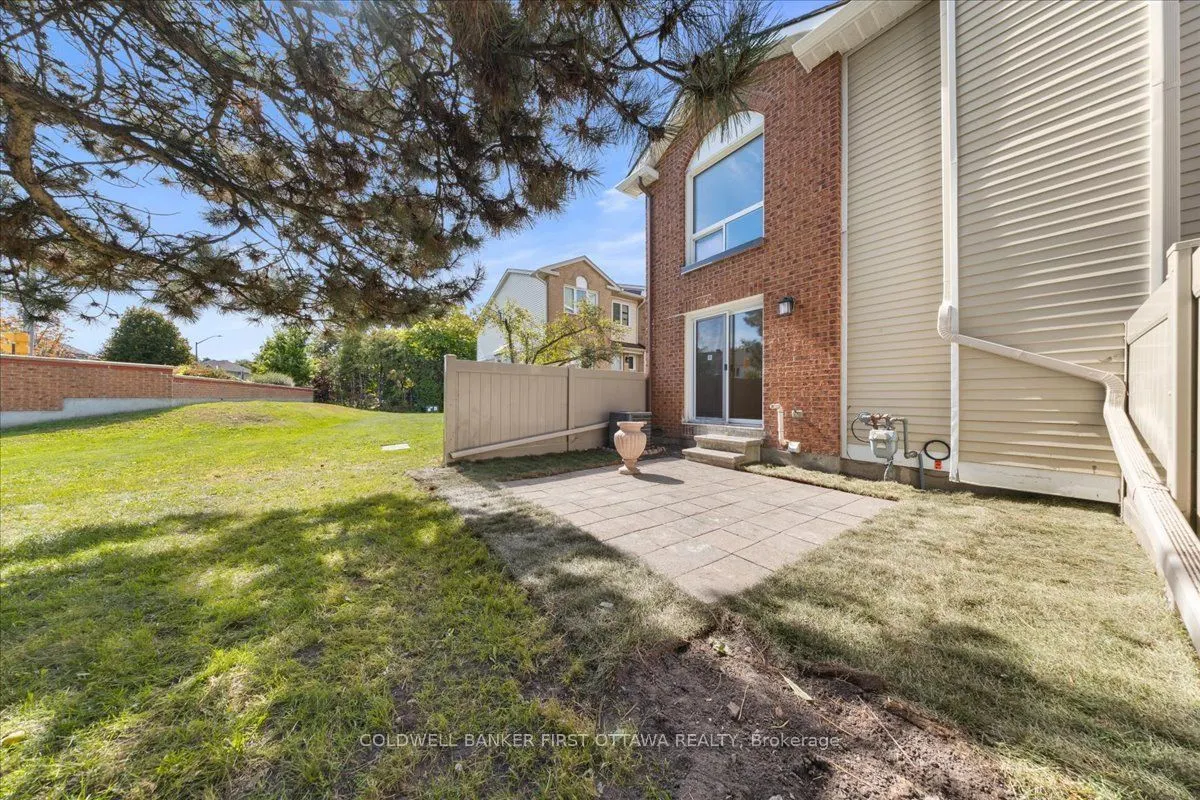 2F CASTLEBROOK Lane #12