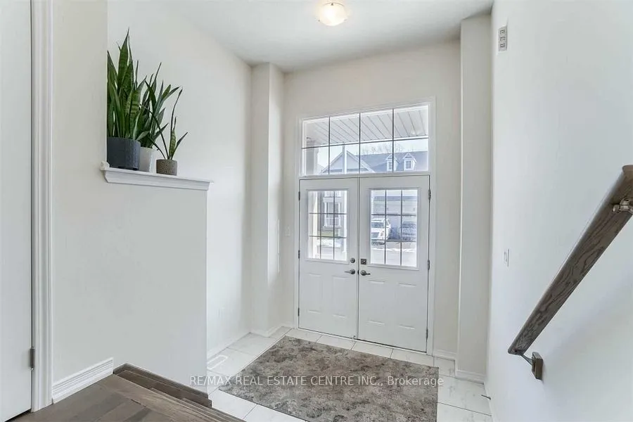 7831 Odell Crescent