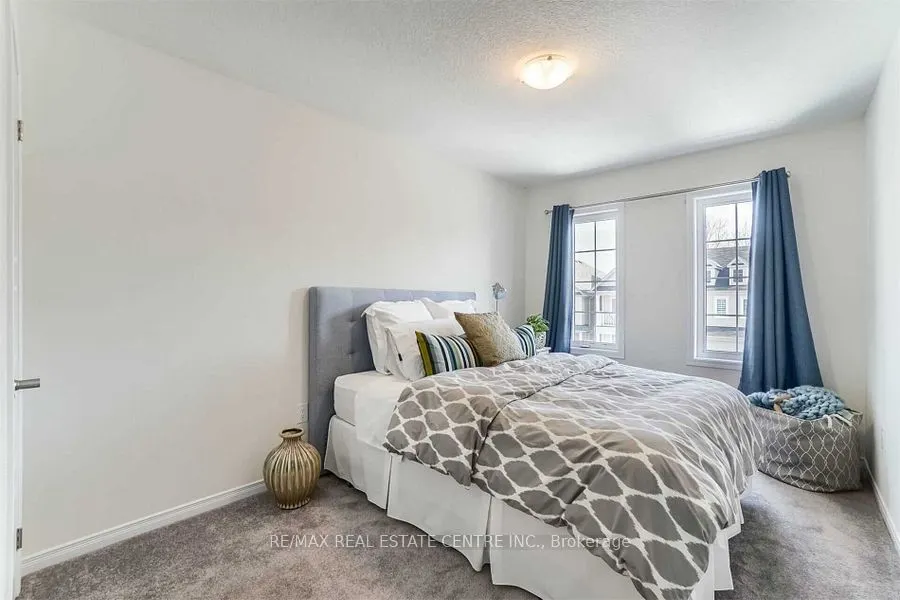 7831 Odell Crescent