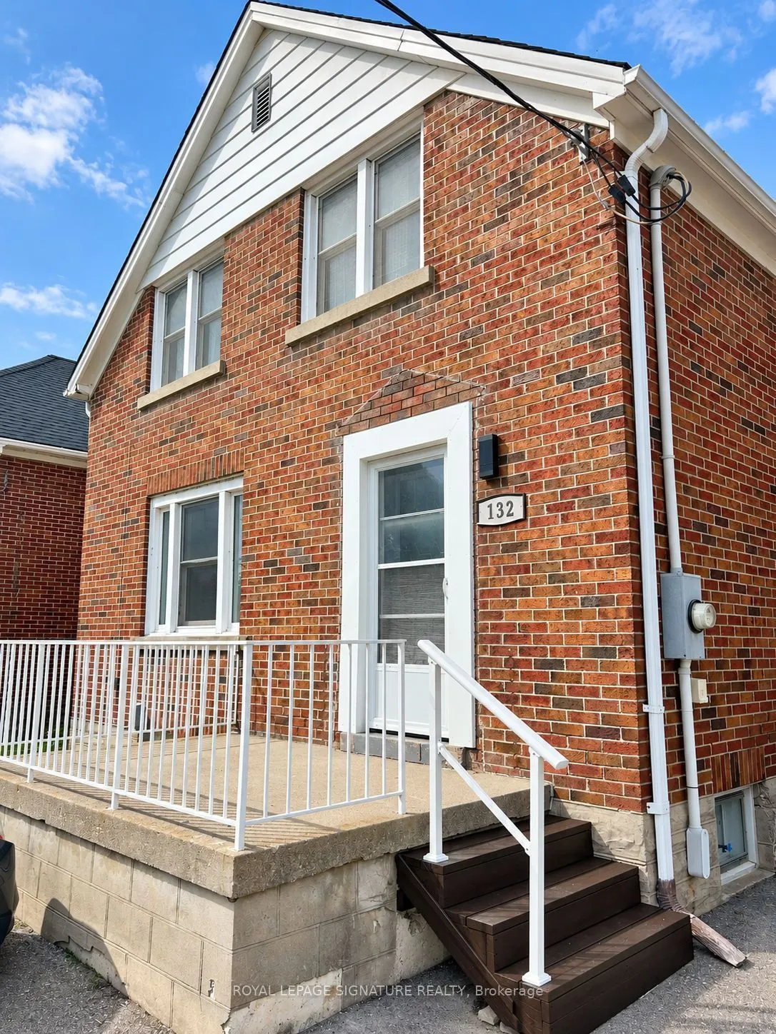 132 Bridgeport Road E #UPPER