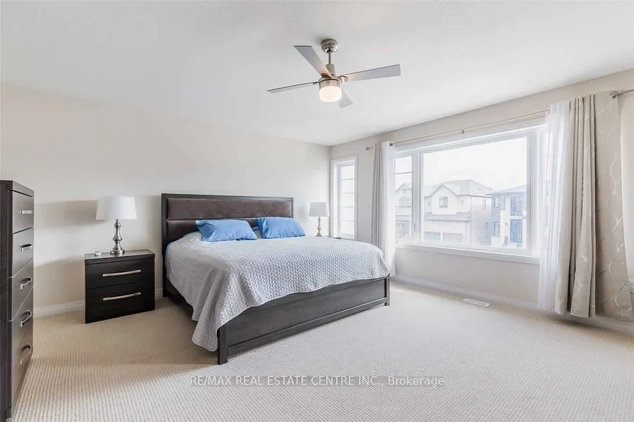 101 Greenwich Avenue