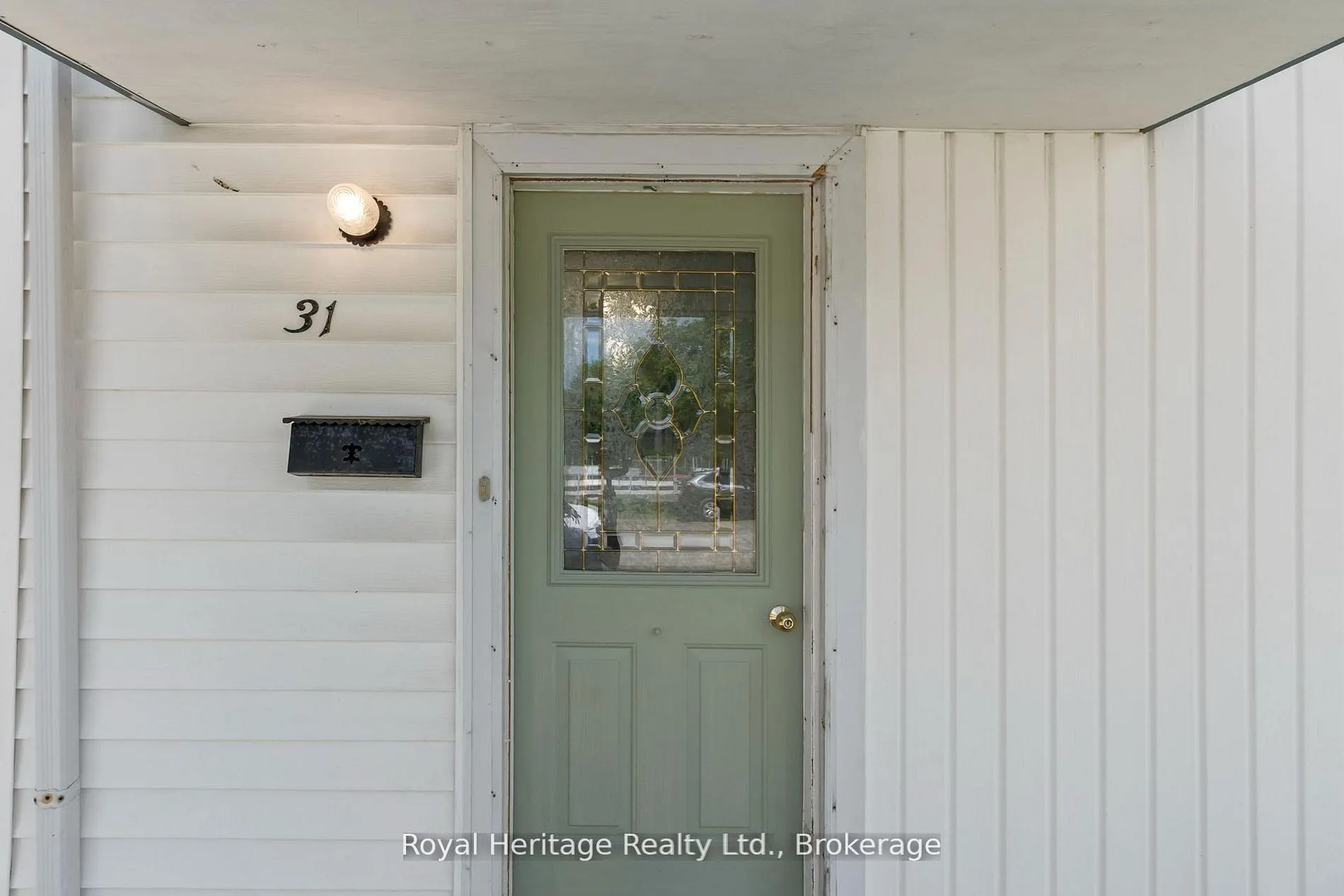 31 Caroline Street