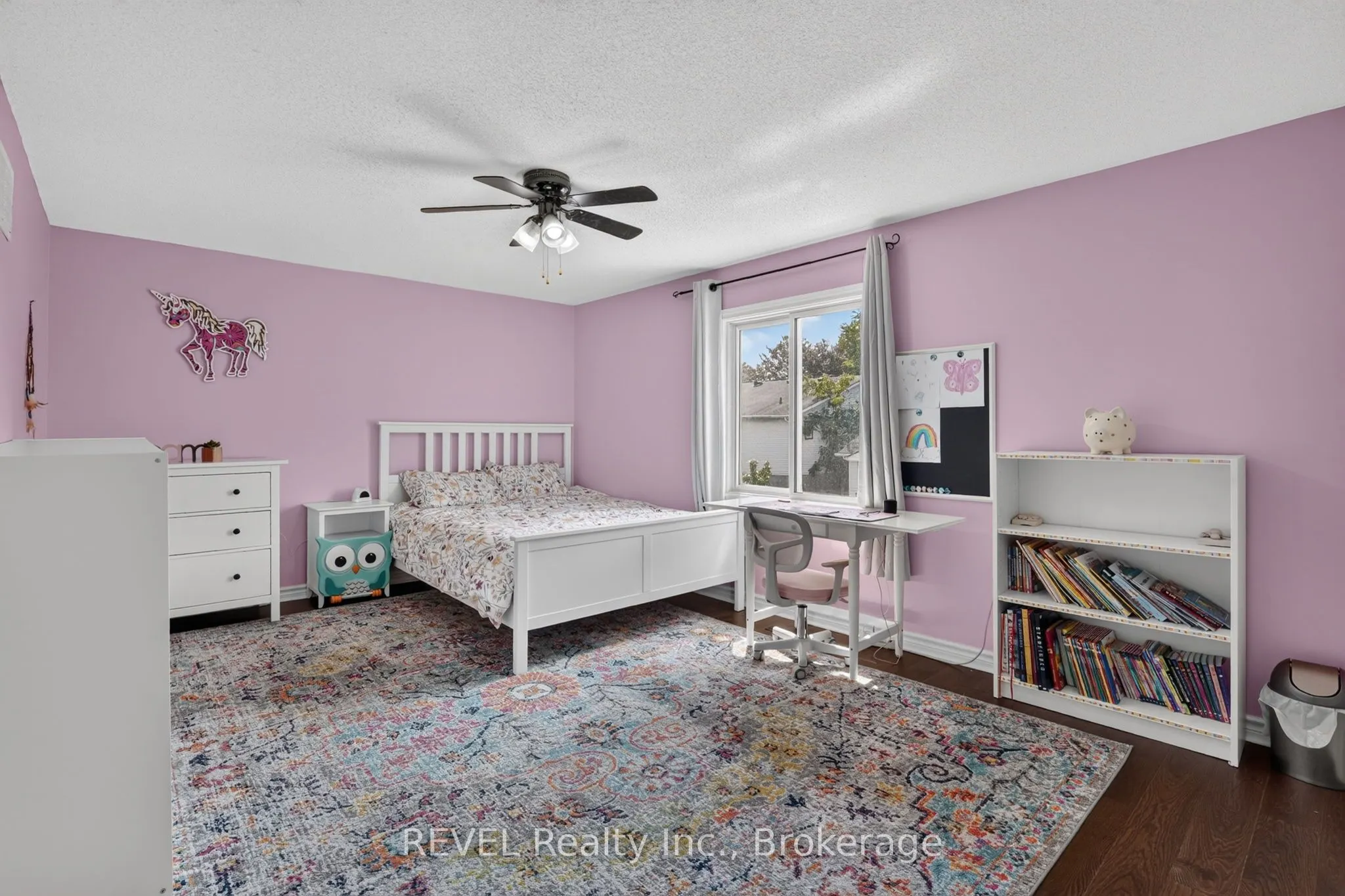 10 Meadowbrook Lane