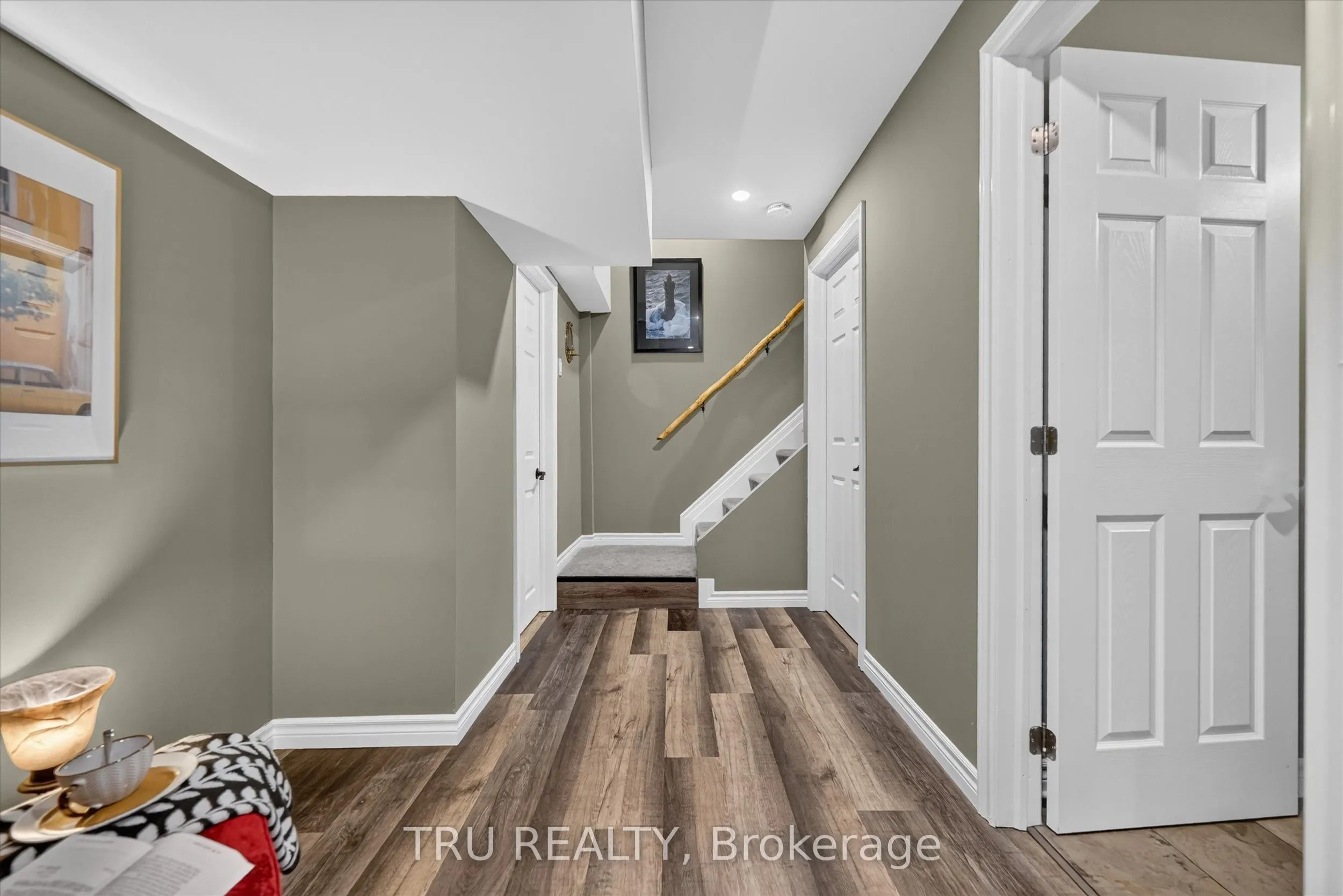325 Upcountry Drive E