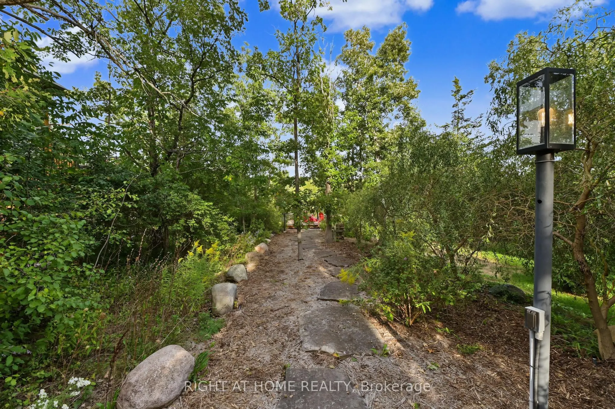 3 Riverside Trail