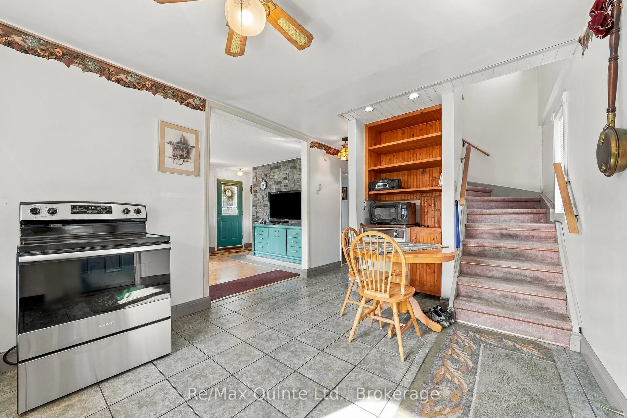170 Moira Street W
