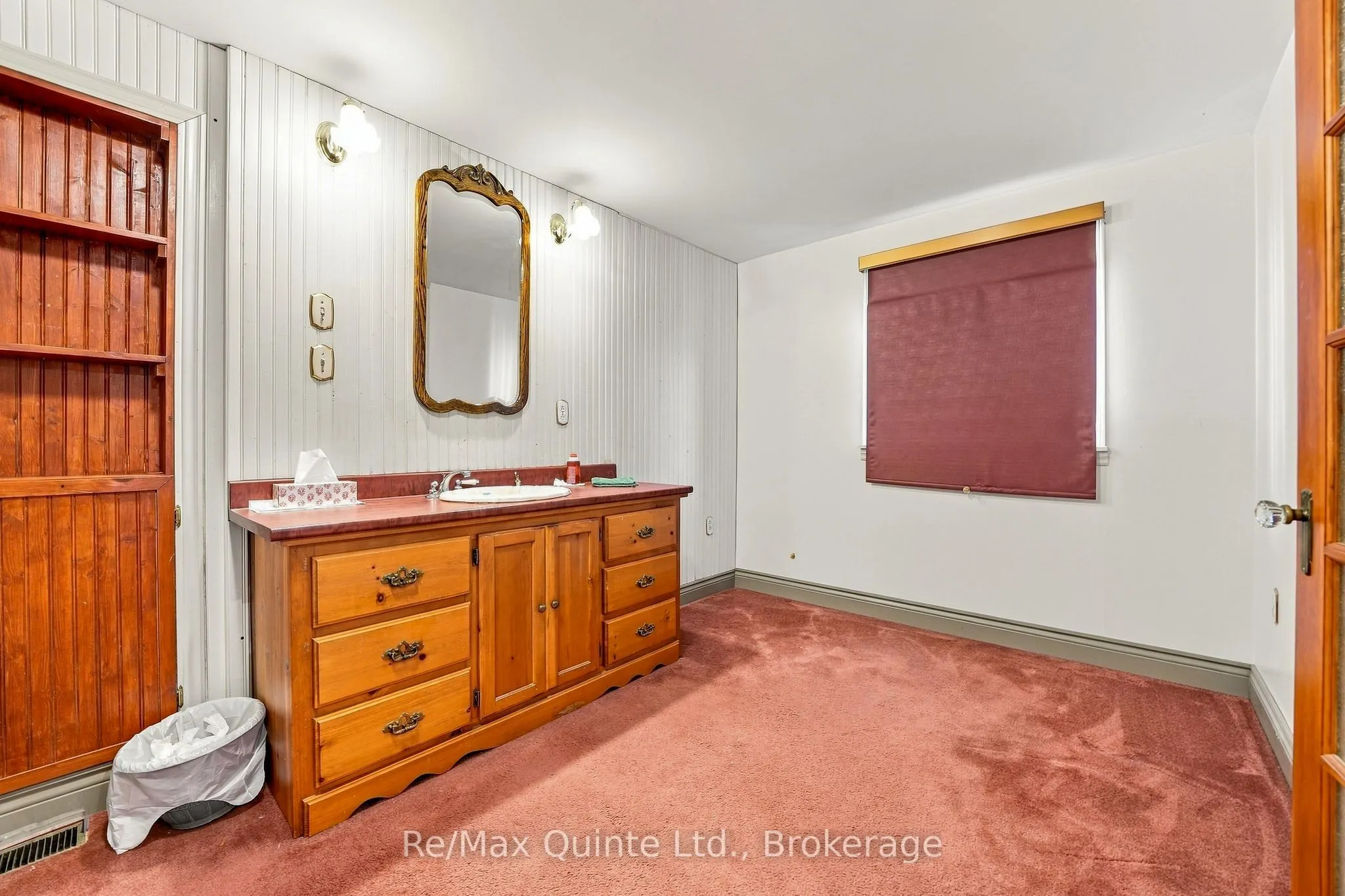 170 Moira Street W