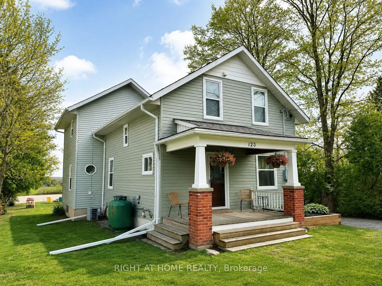 123 John Street