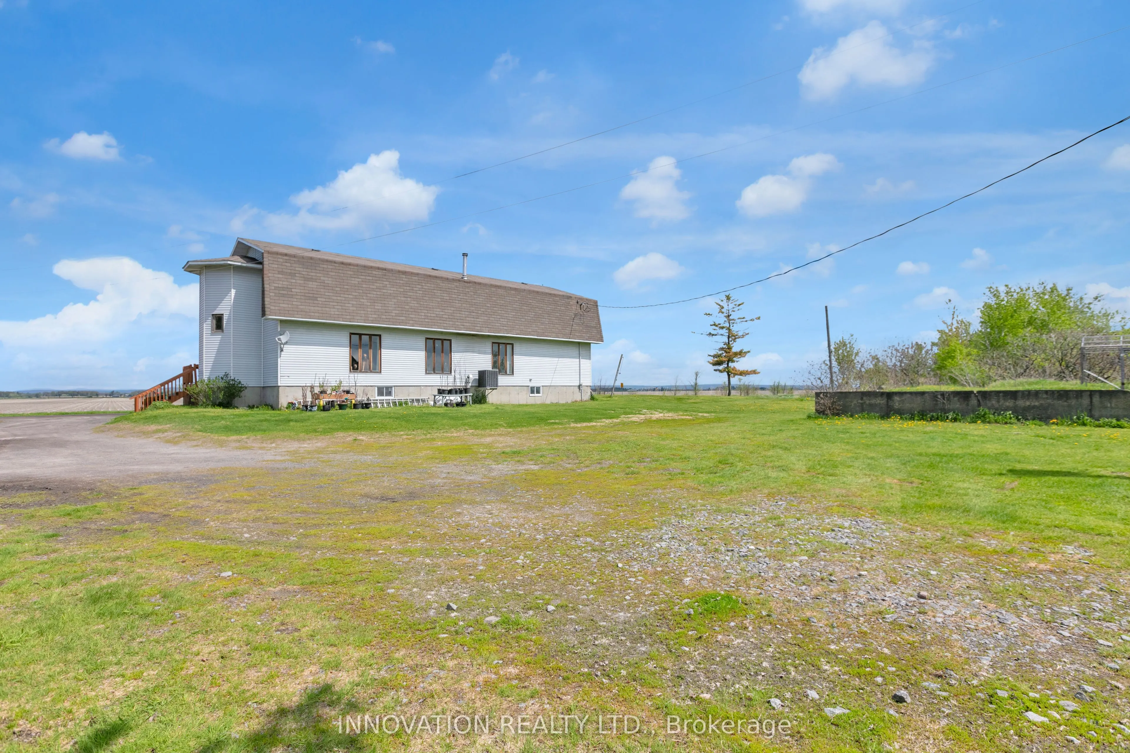 1270 Concession 8 Road