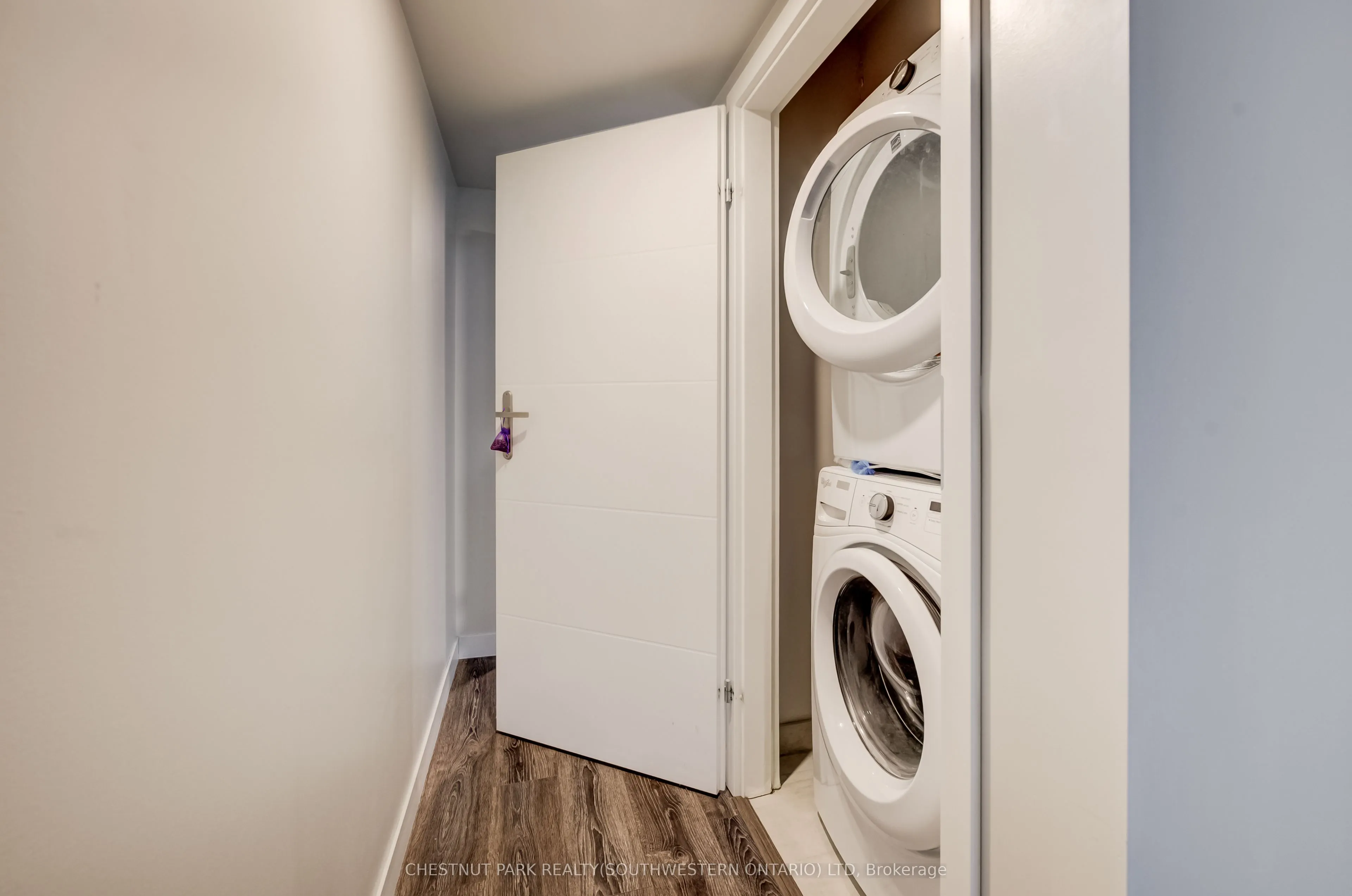338 Albert Street #114