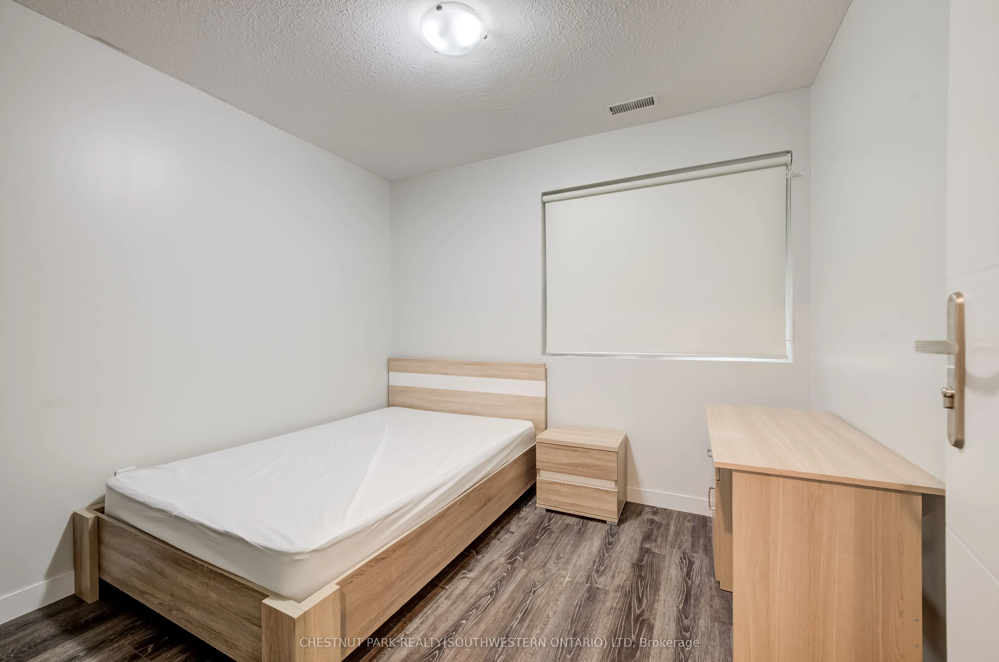 338 Albert Street #114