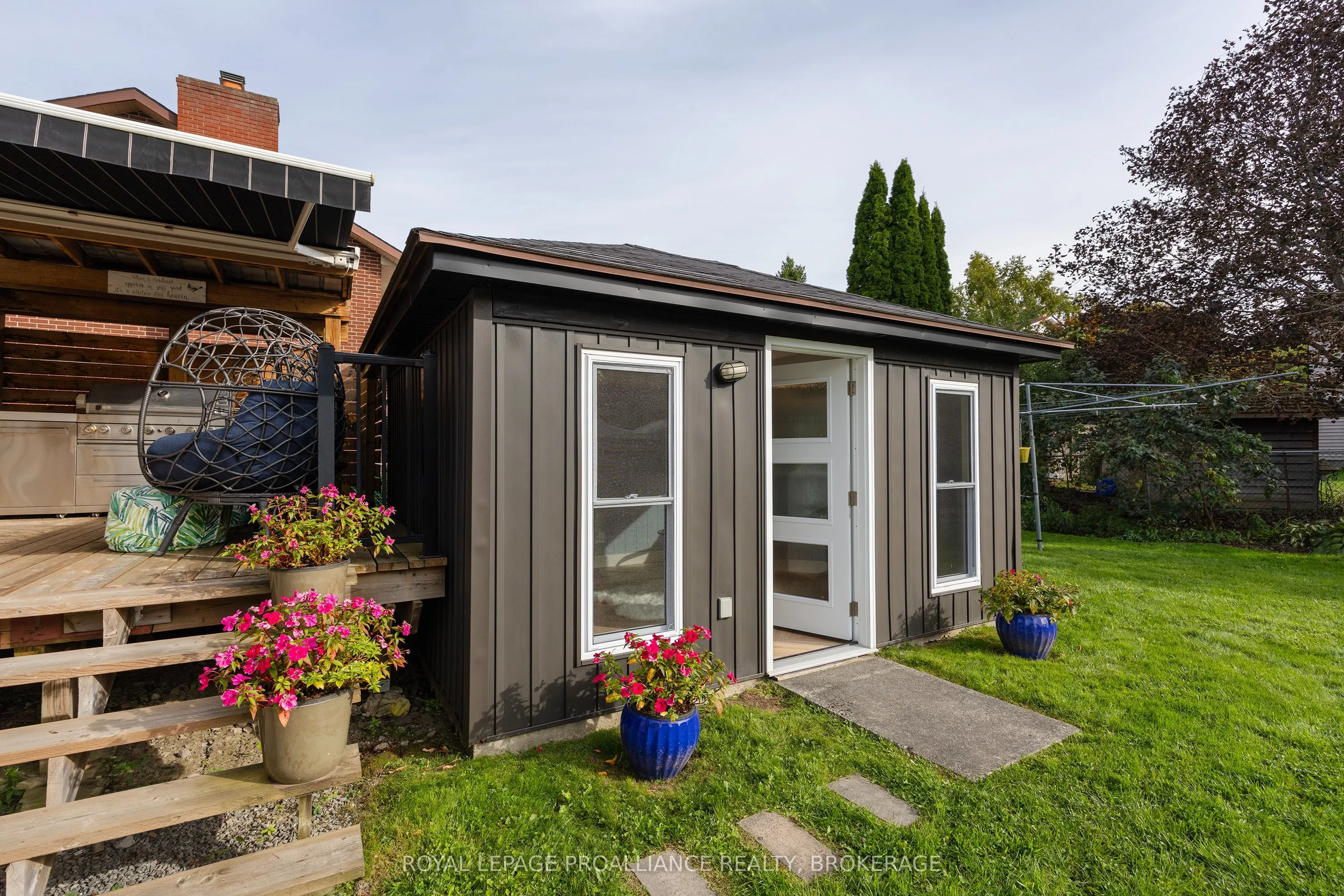 503 Canterbury Crescent