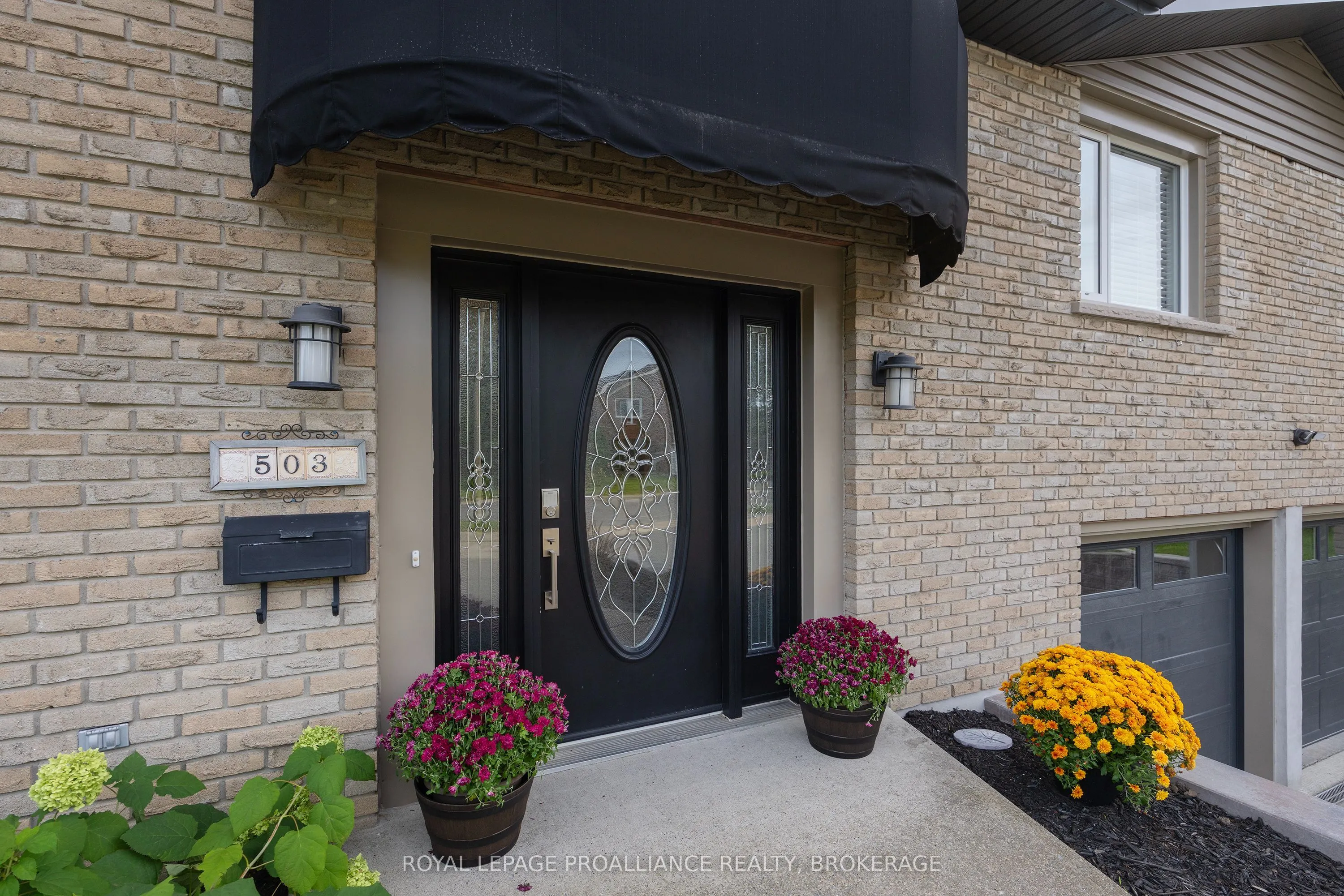 503 Canterbury Crescent