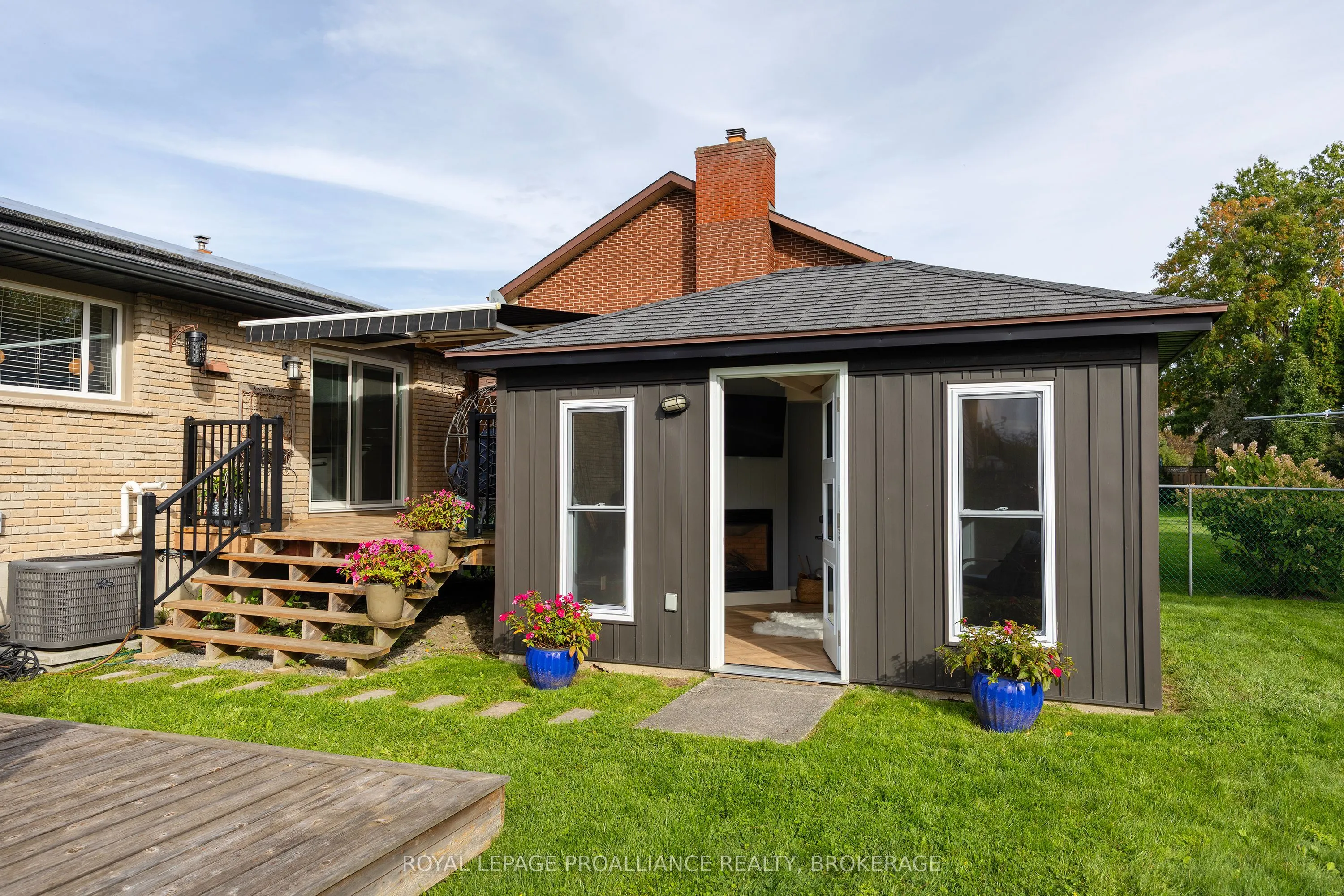 503 Canterbury Crescent