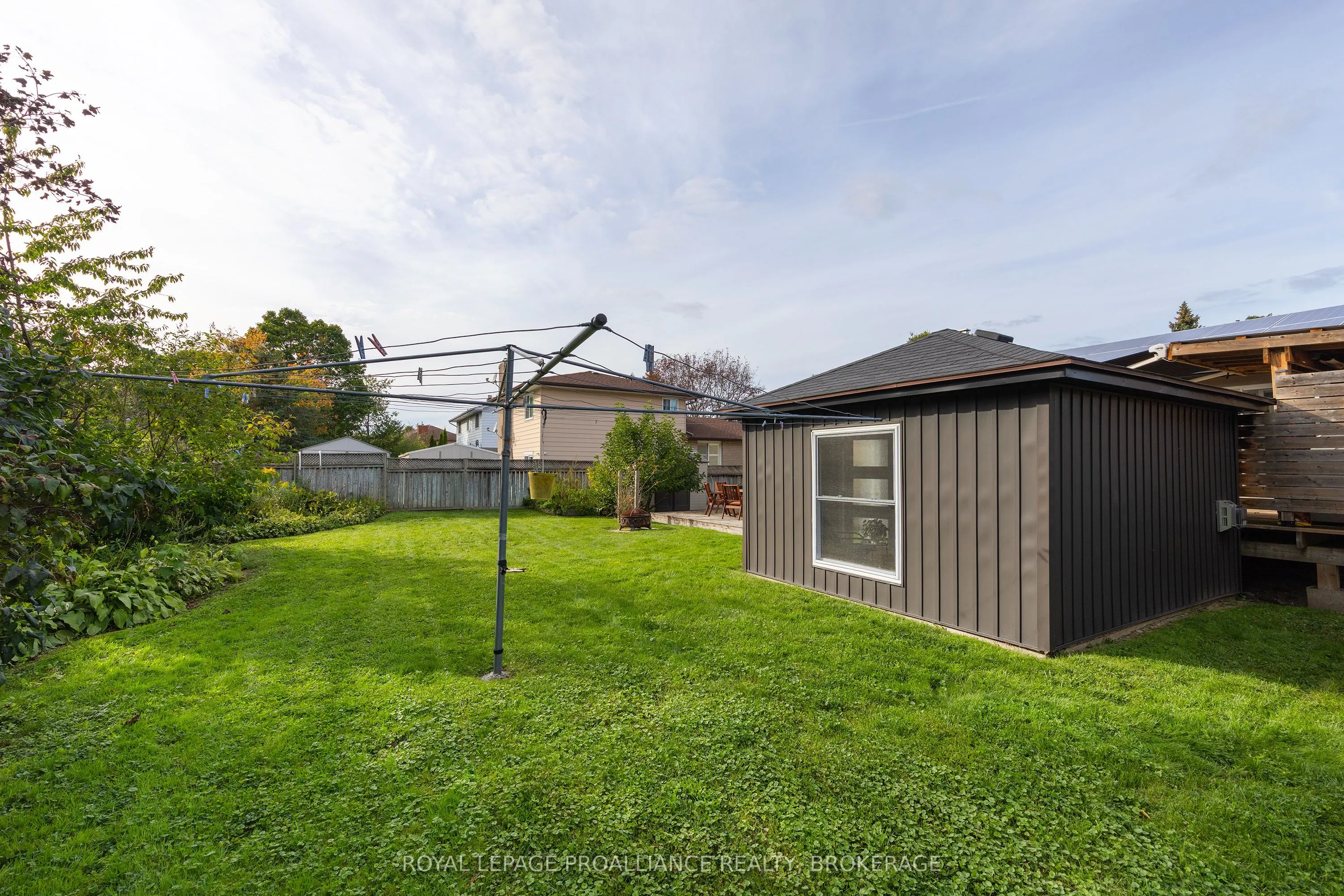 503 Canterbury Crescent