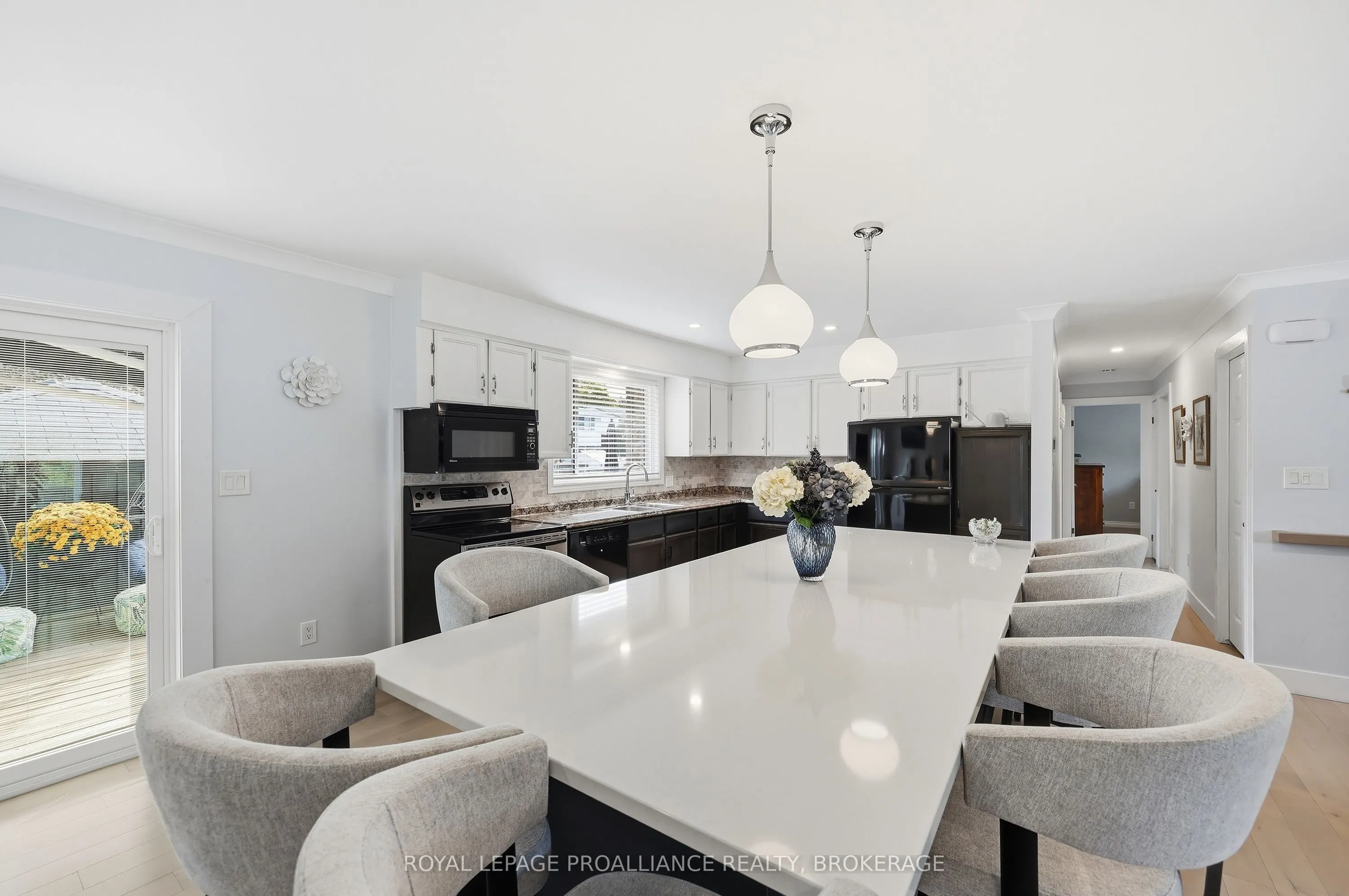 503 Canterbury Crescent