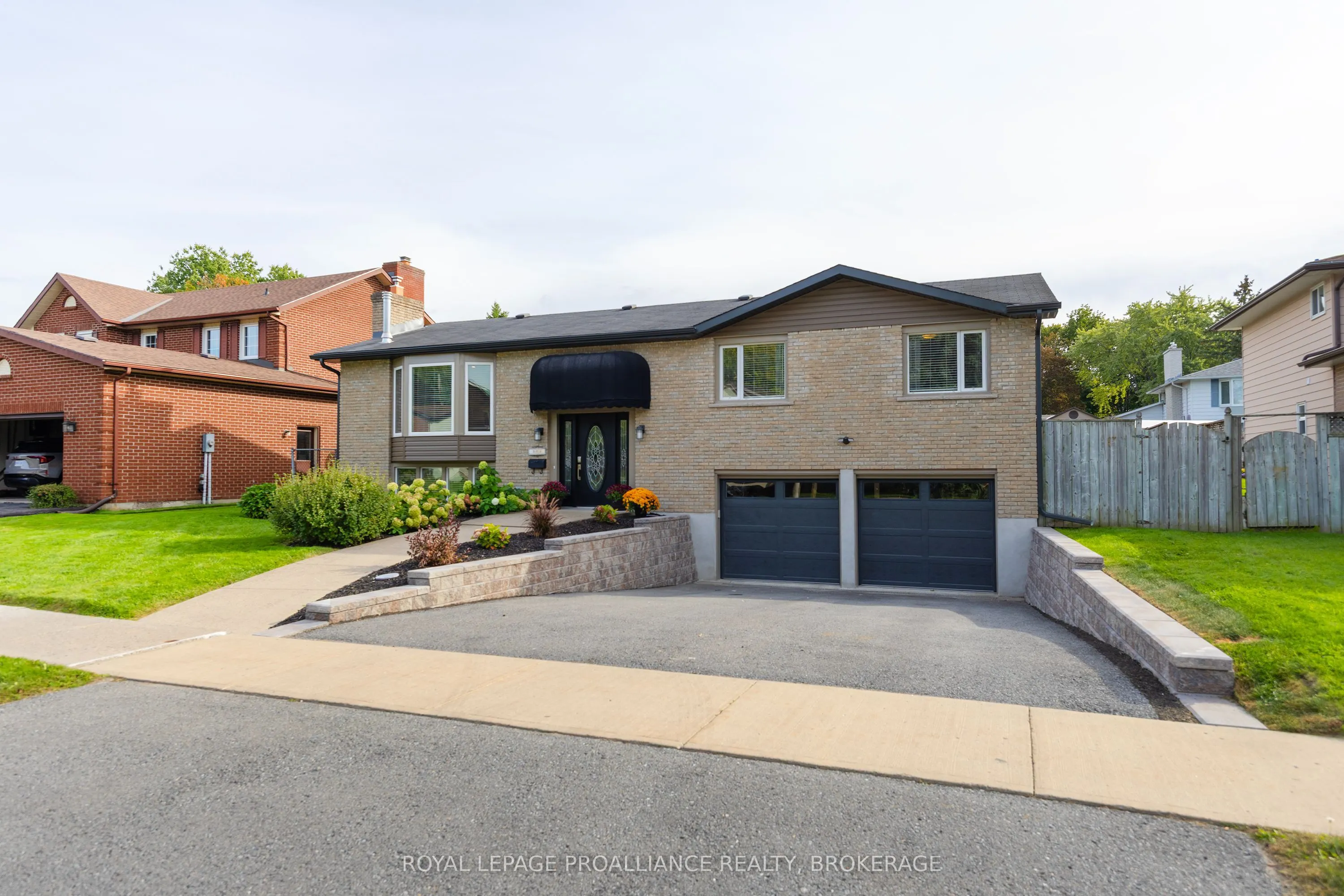 503 Canterbury Crescent