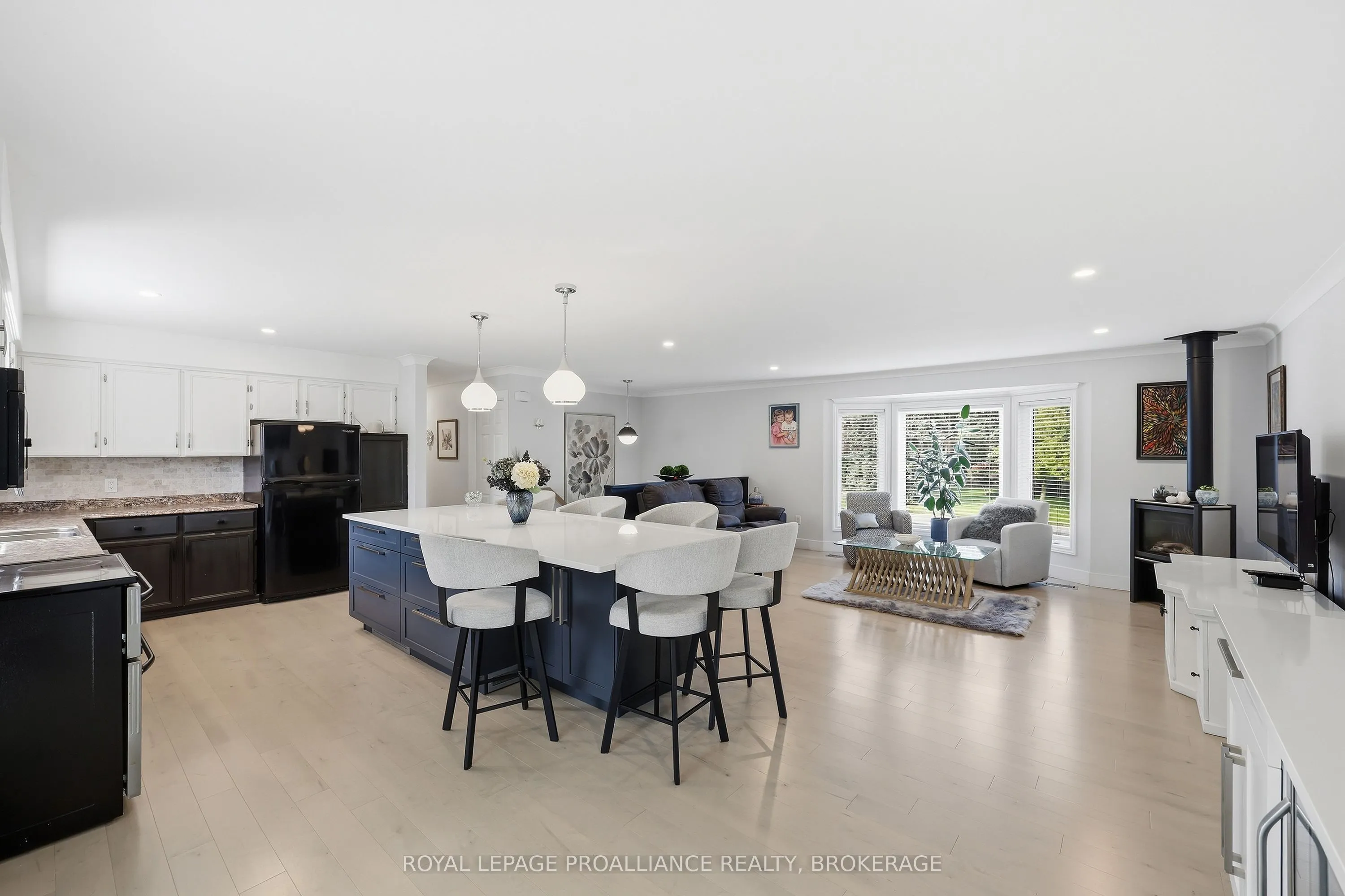 503 Canterbury Crescent