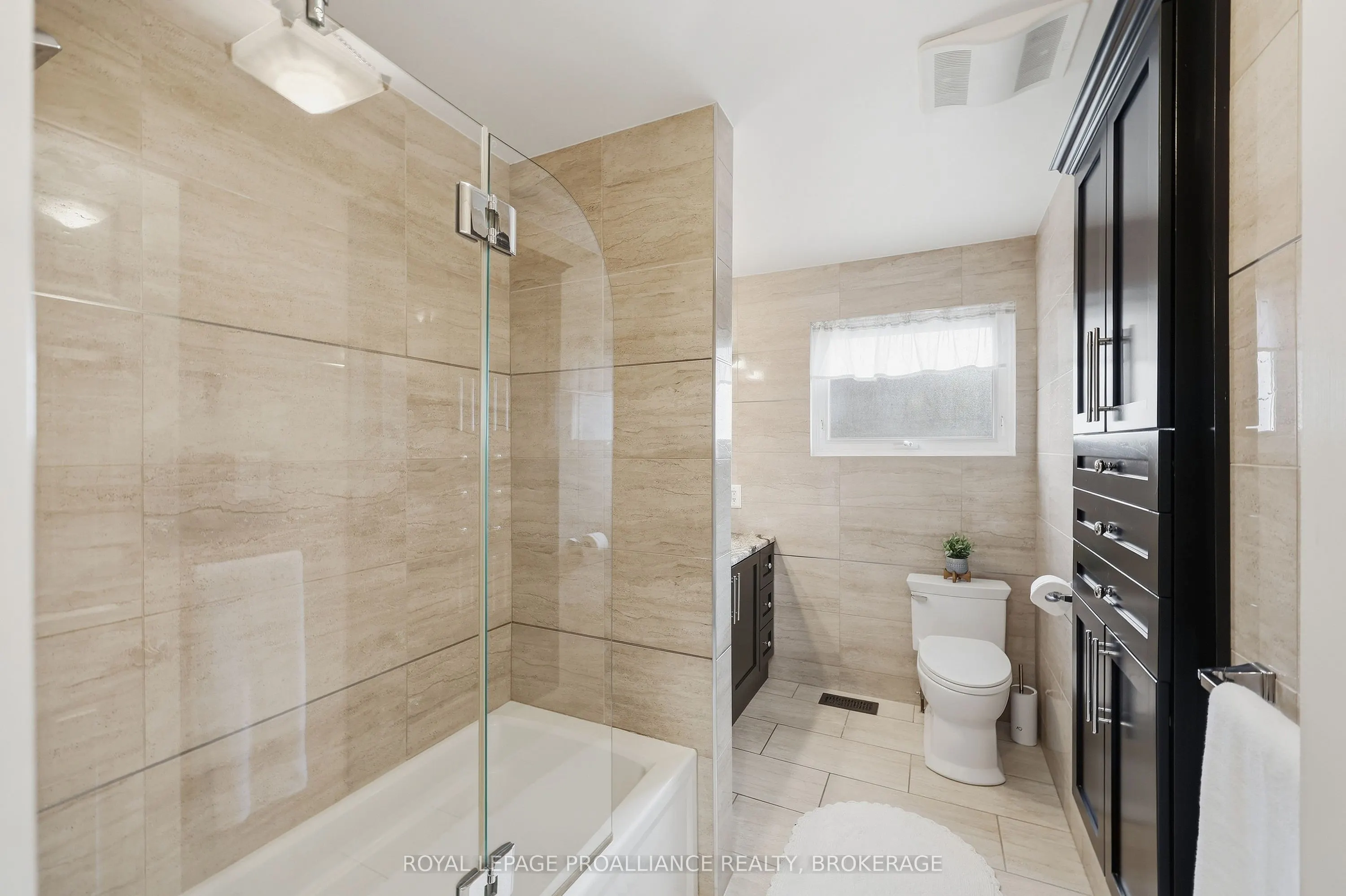 503 Canterbury Crescent