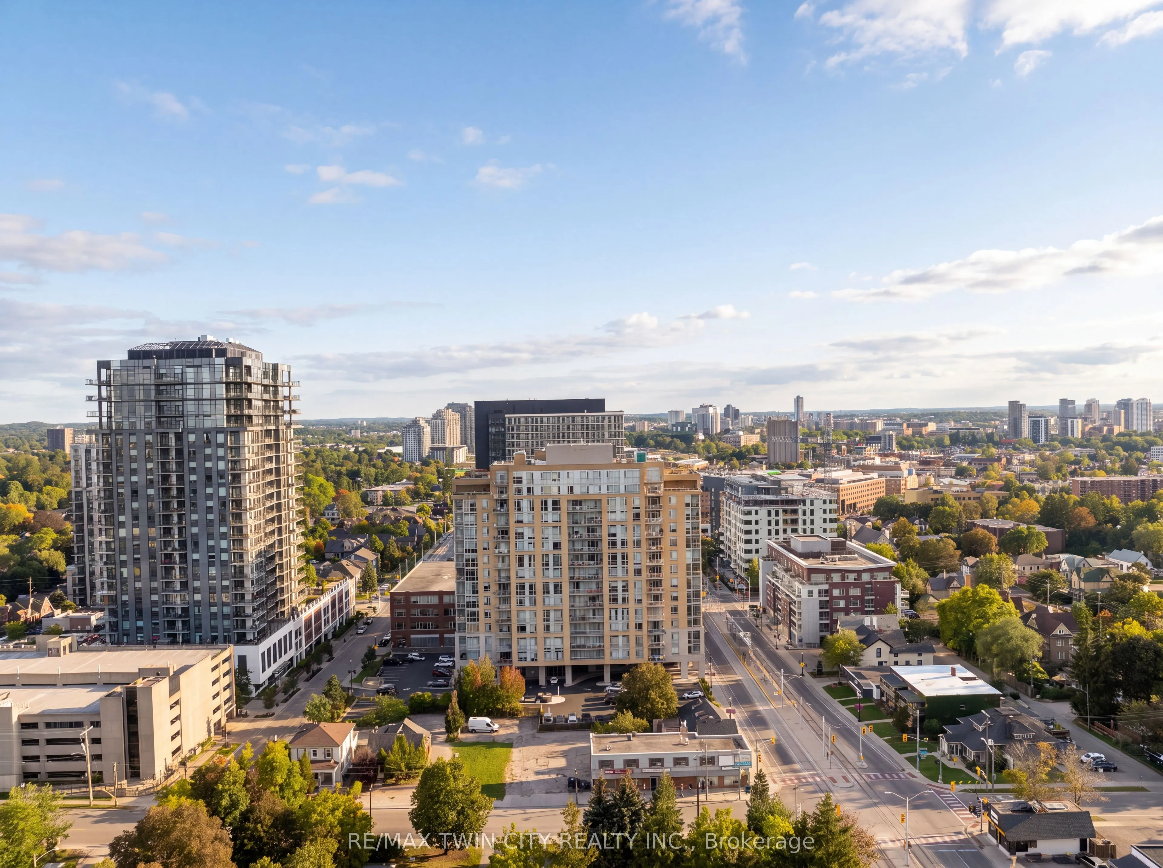 191 King Street S #511