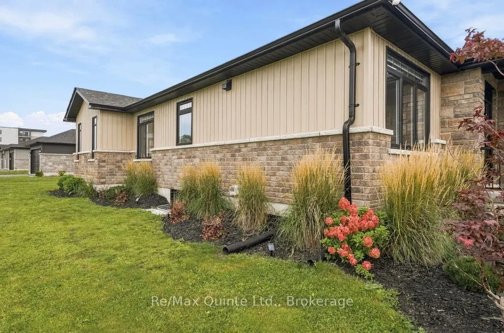 61 Hastings Park Drive