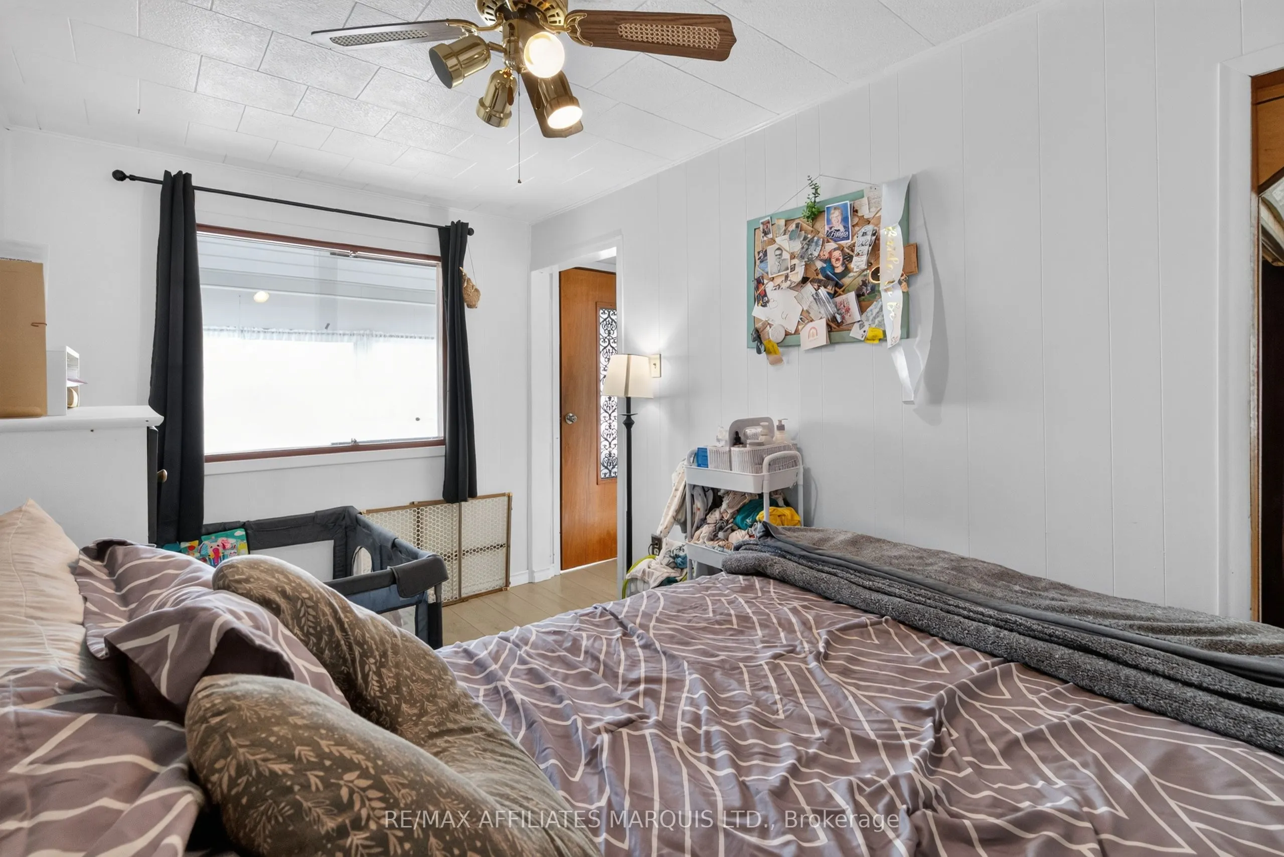41 Eleventh Street E