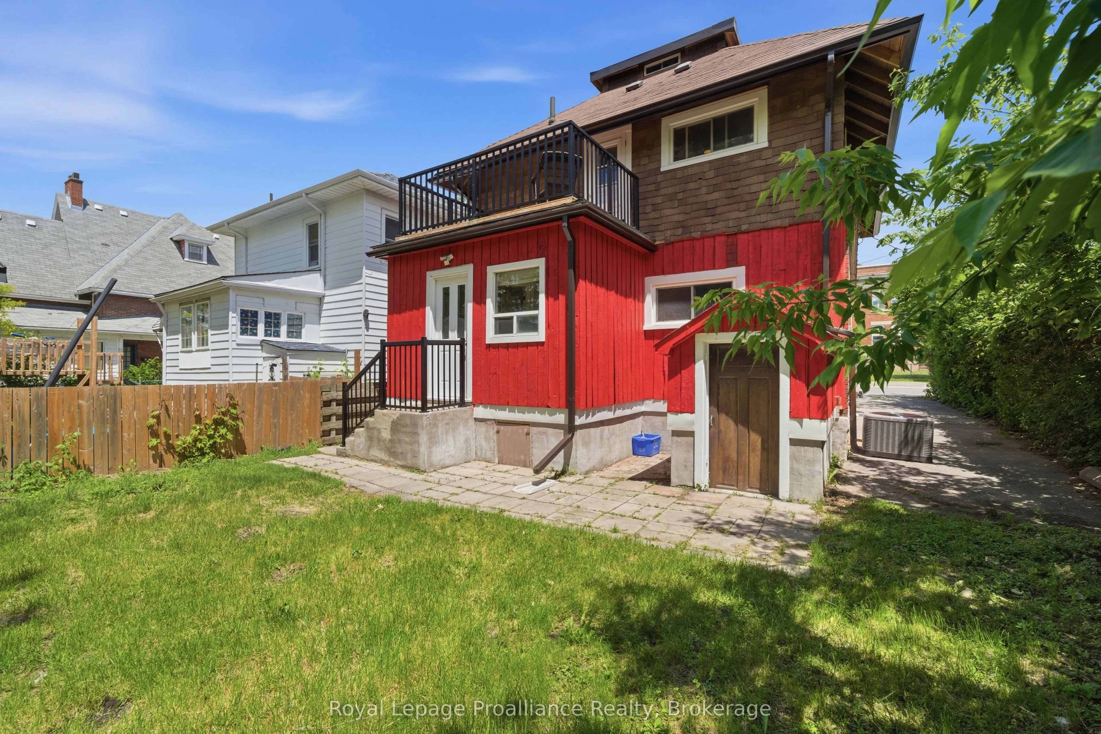 82 Marmora Street