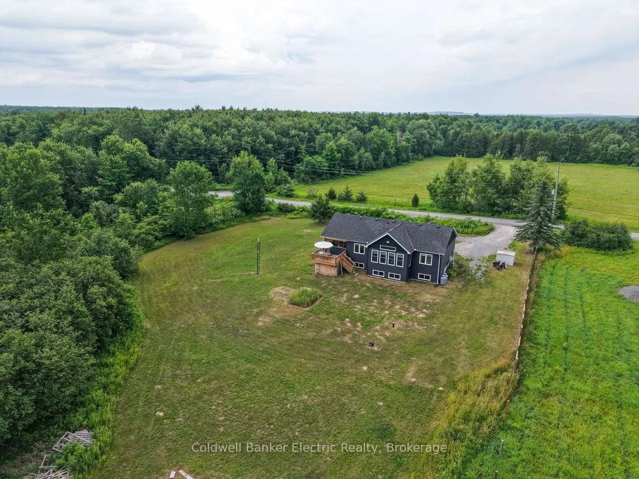 548 Tiffen Road